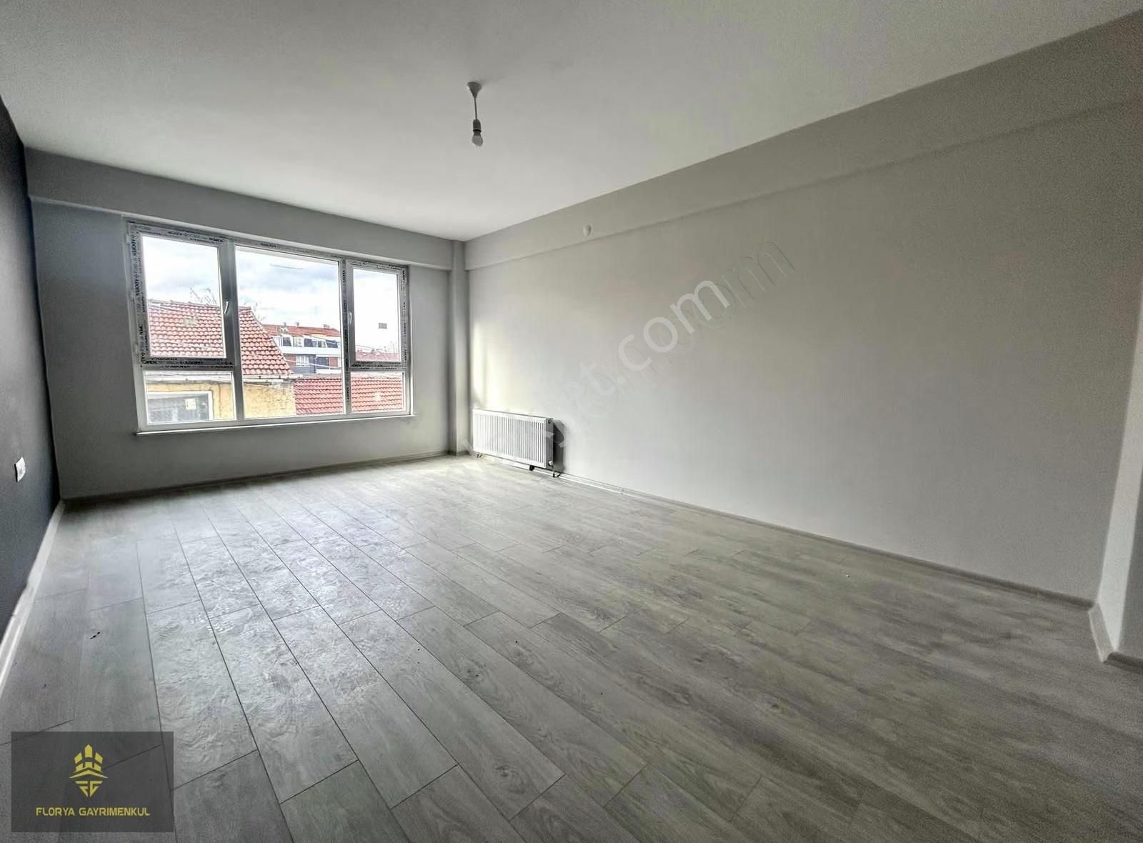 Kelepir Sıfır Ara Kat Yatırımlık !fırsat Daire!