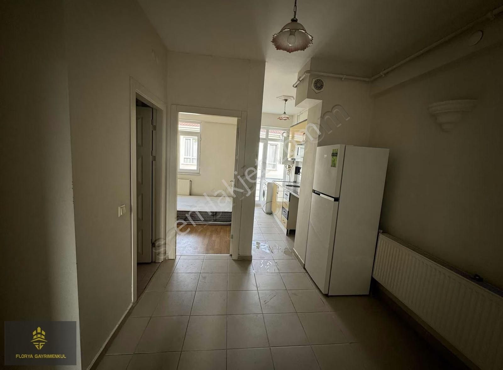 Espark Yakını Ayrı Mutfaklı Geniş 2+0 Ara Kat Daire - Görsel 2