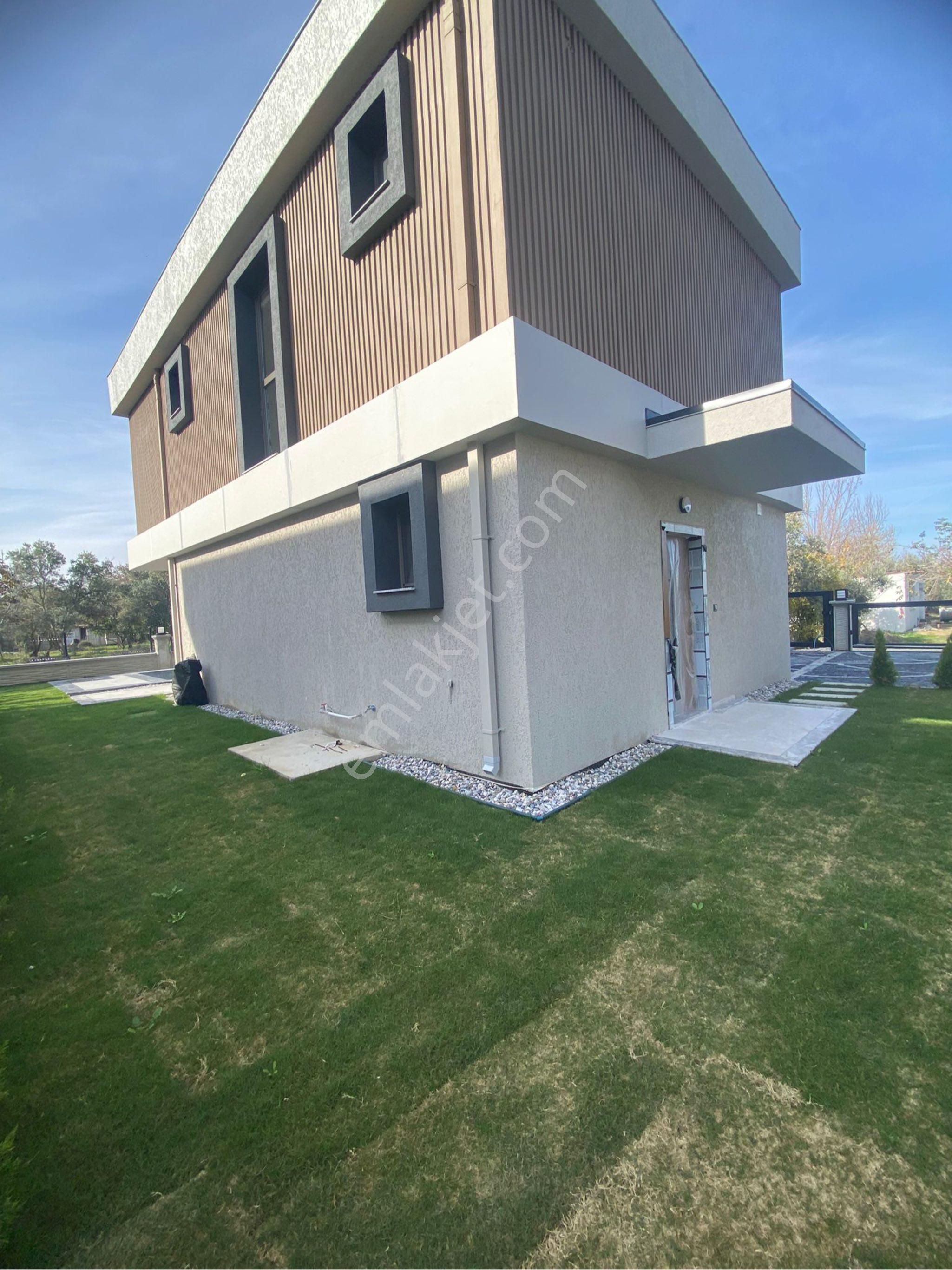 Güzelçamlı'da Tek Müstakil Özel Havuzlu 3+1 Satılık Villa - Görsel 31