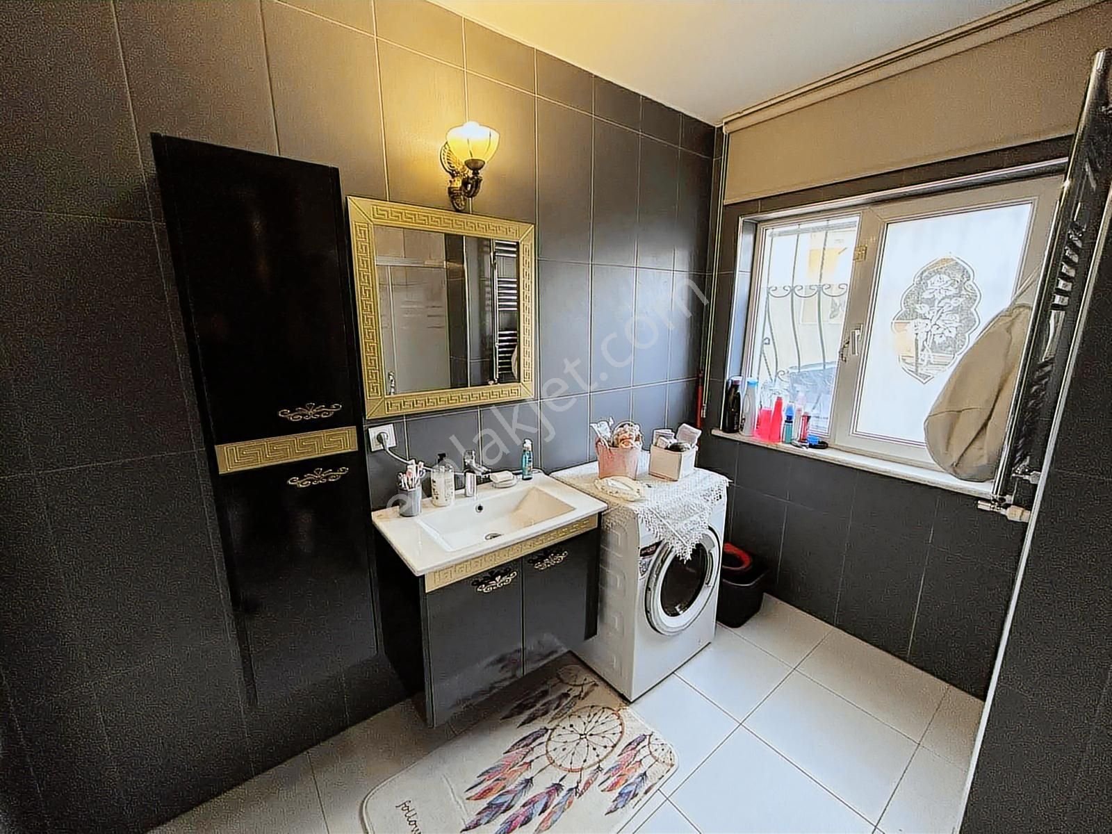 Beylikdüzü Gürpınar'da Deniz Gören Villalarında Satılık Köşe - Görsel 21