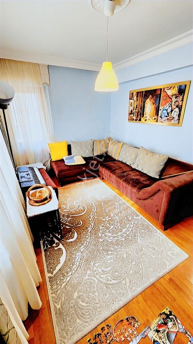 Karapürçek Karakol Yakını 3 Balkonlu Masrafsız Daire - Görsel 6