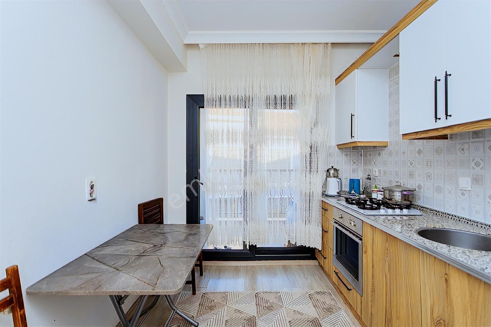 Foça Hacıveli Mah. Satılık 2+1 Kapalı Mutfak Daire - Görsel 25