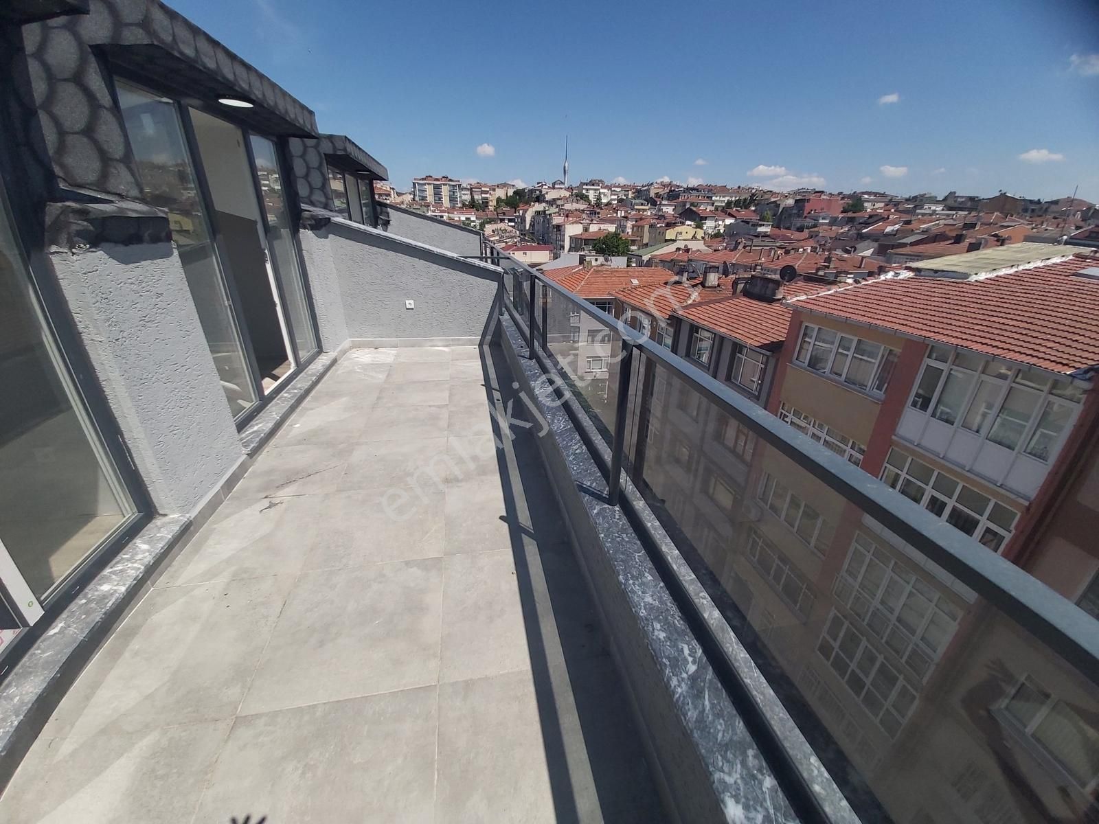 Aktaş'tan İcadiye'de Asansörlü 4+1 İskanlı Sıfır Dublex Daire - Görsel 33