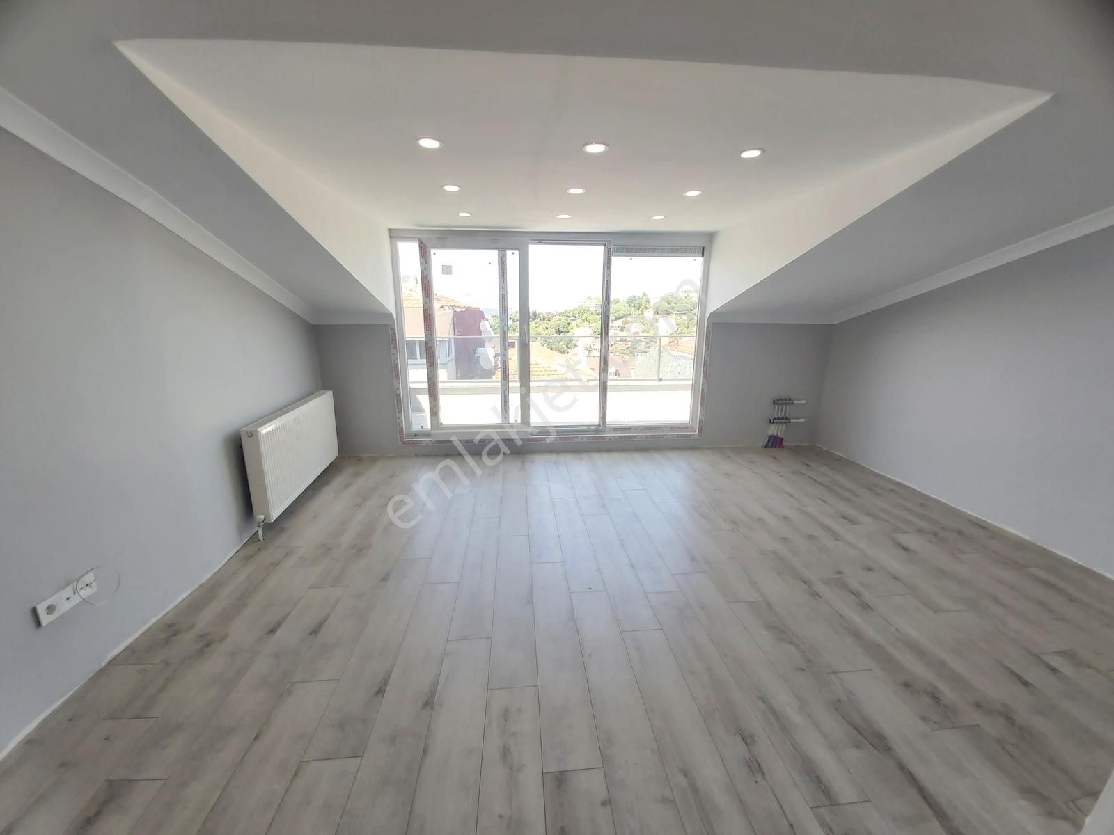 Aktaş'tan İcadiye'de Asansörlü 4+1 İskanlı Sıfır Dublex Daire - Görsel 15