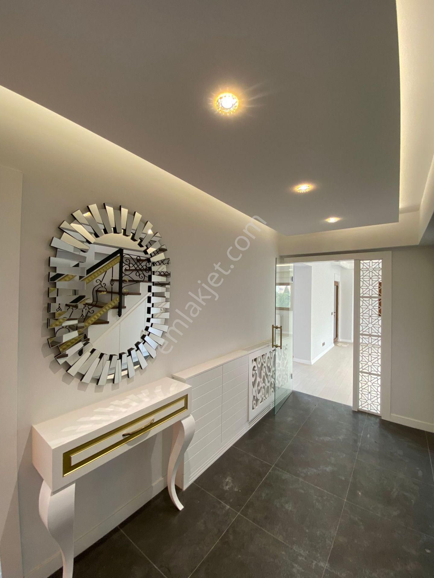 Yenişehir Mahallesi’nde 300 M² | 5+1 Dubleks | Eşsiz Şehir Manzaralı - Görsel 16