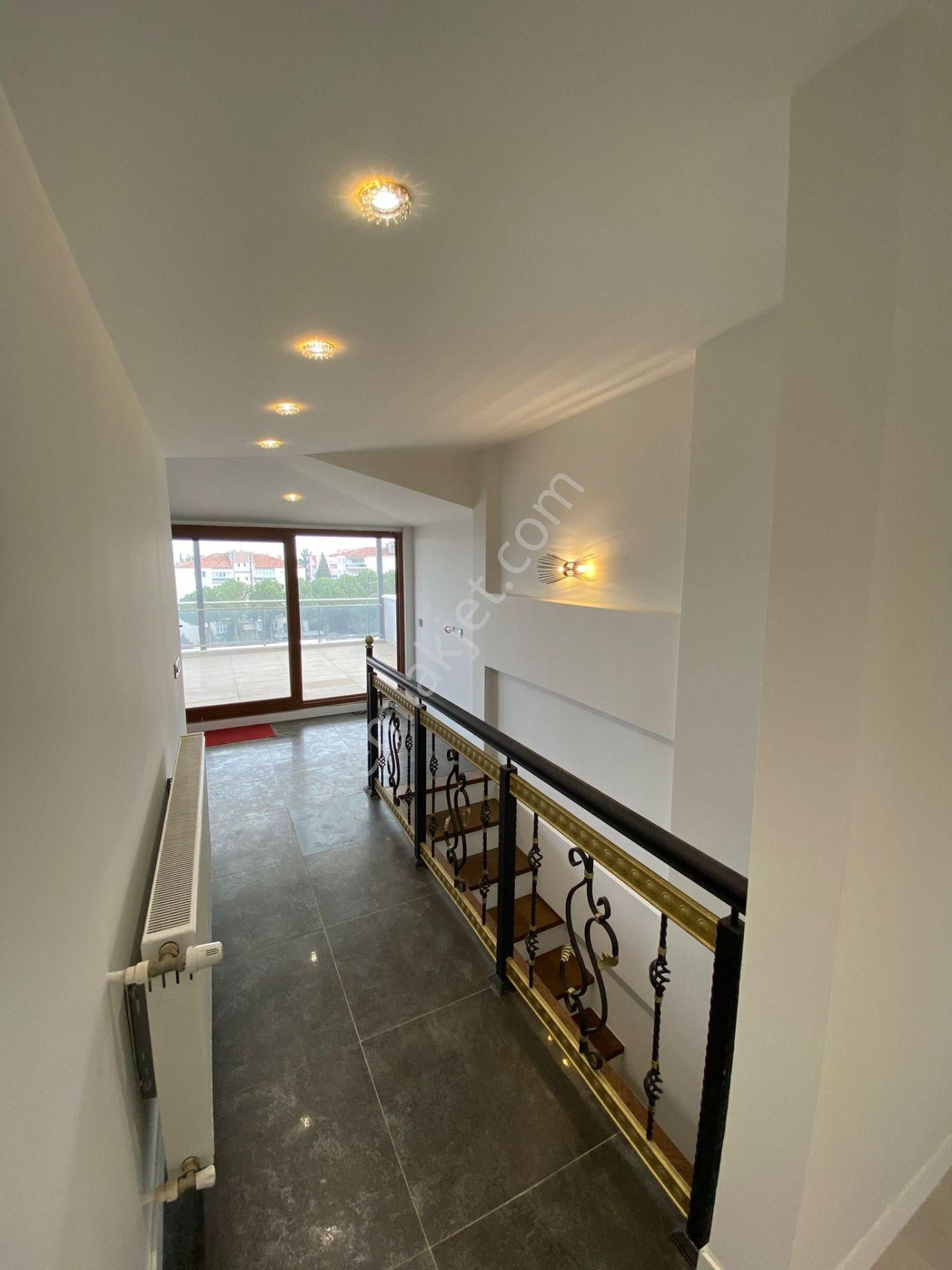 Yenişehir Mahallesi’nde 300 M² | 5+1 Dubleks | Eşsiz Şehir Manzaralı - Görsel 26