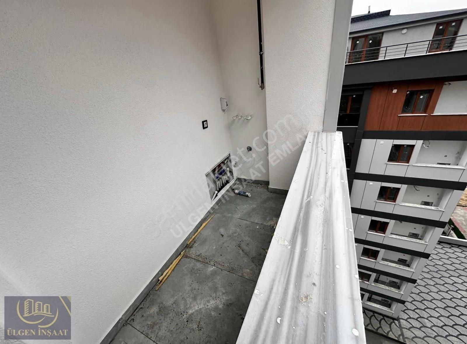 Ülgen İnş Arnavütköy Taşoluk Mah Sitede Metro Yakın 2+1 Kat 5 - Görsel 31