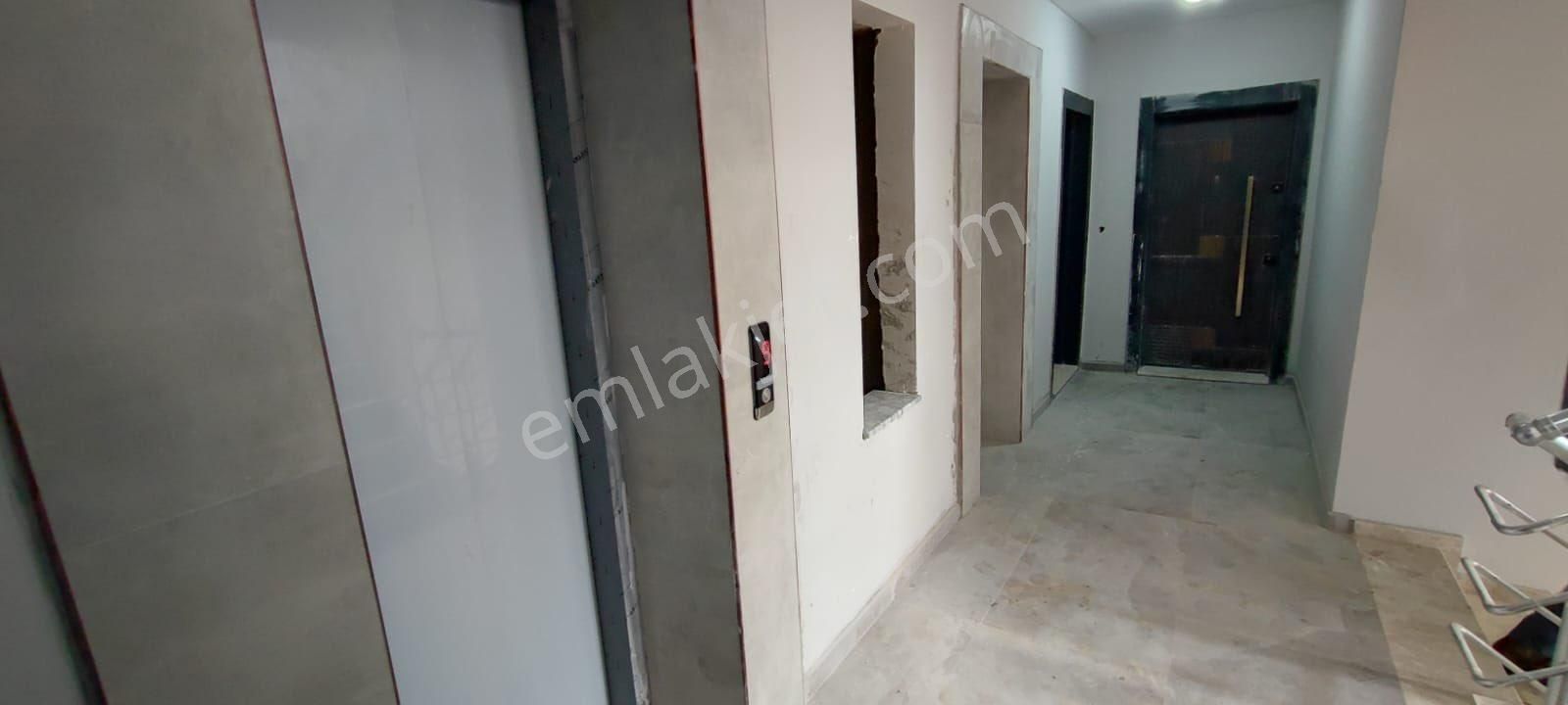 Kuşadası Uydukent’te Ara Kat Daire Satılık - Görsel 9