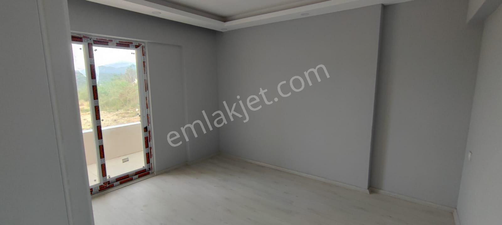 Kuşadası Uydukent’te Ara Kat Daire Satılık - Görsel 16