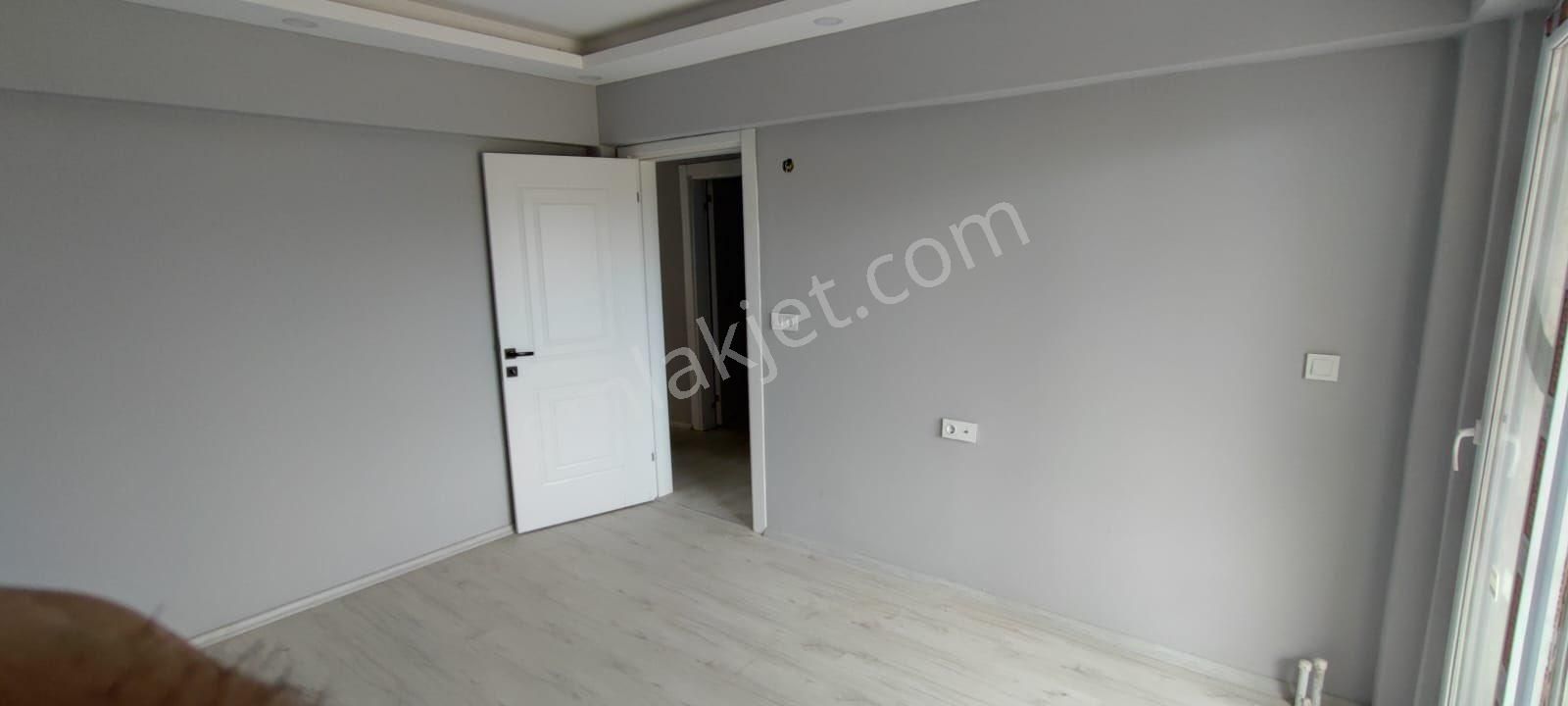 Kuşadası Uydukent’te Ara Kat Daire Satılık - Görsel 12