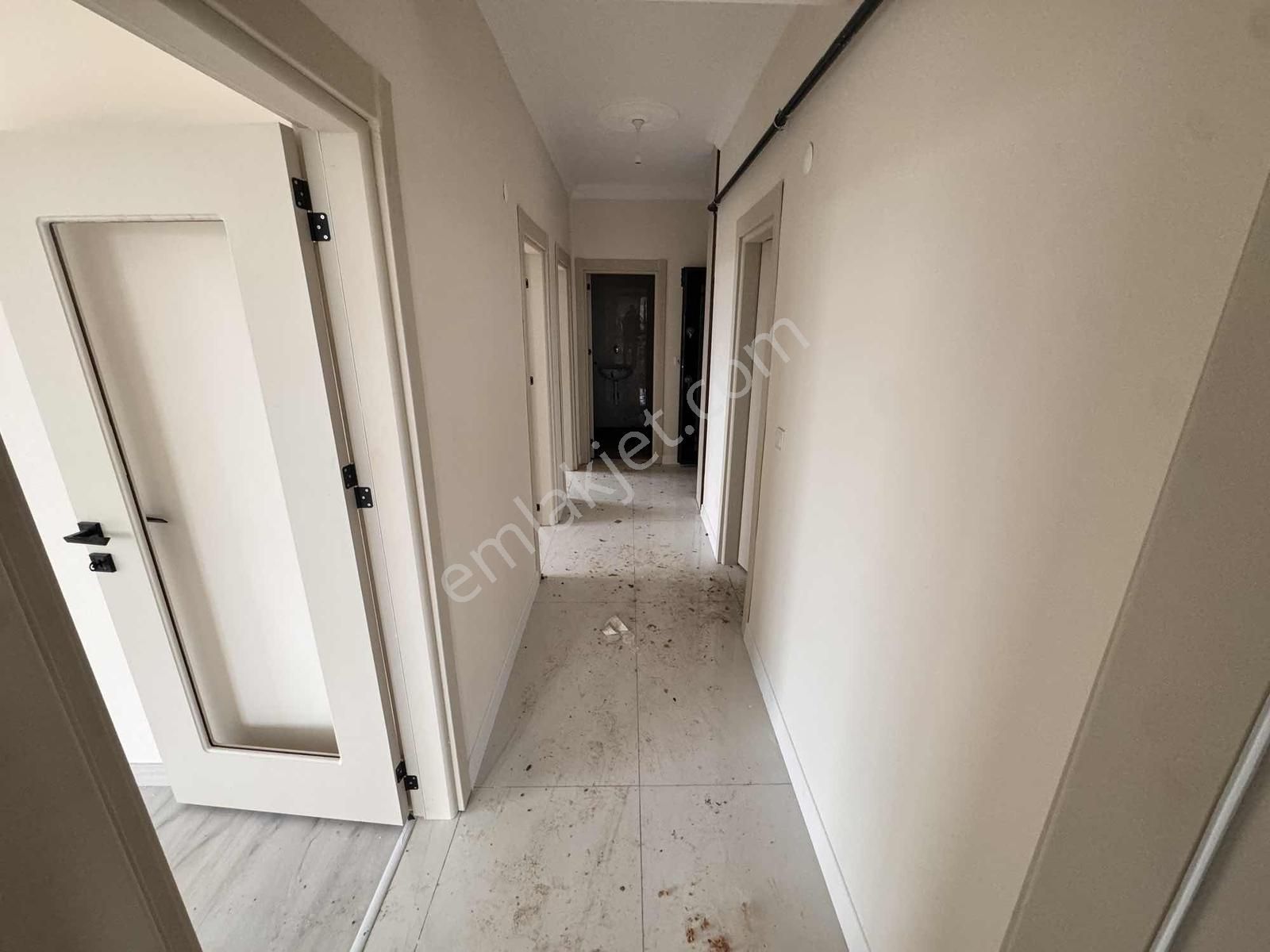 Ergene Marmaracıkta Gölün Yanında Geniş Site İçersinde 2+1 - Görsel 17