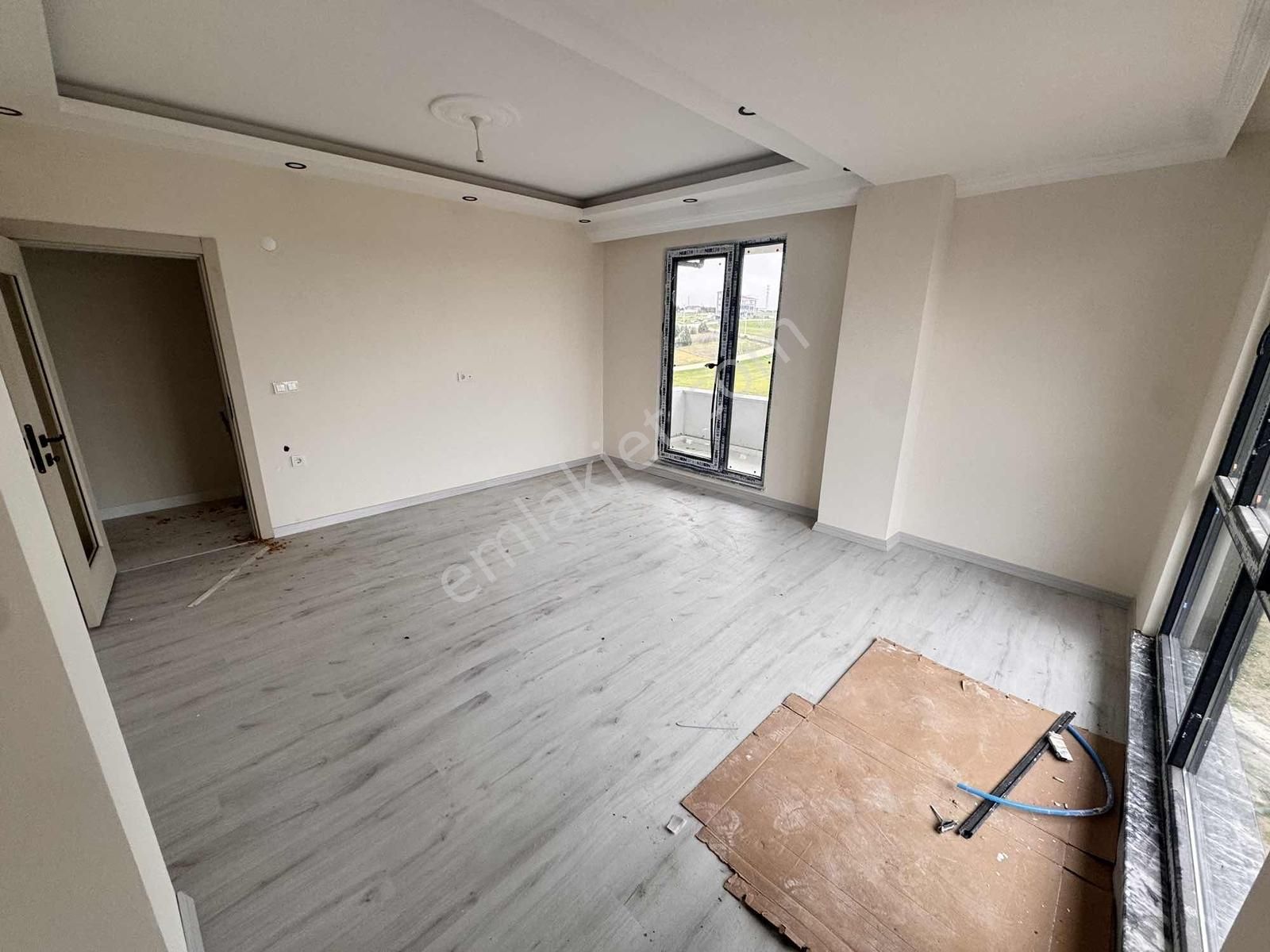 Ergene Marmaracıkta Gölün Yanında Geniş Site İçersinde 2+1 - Görsel 9