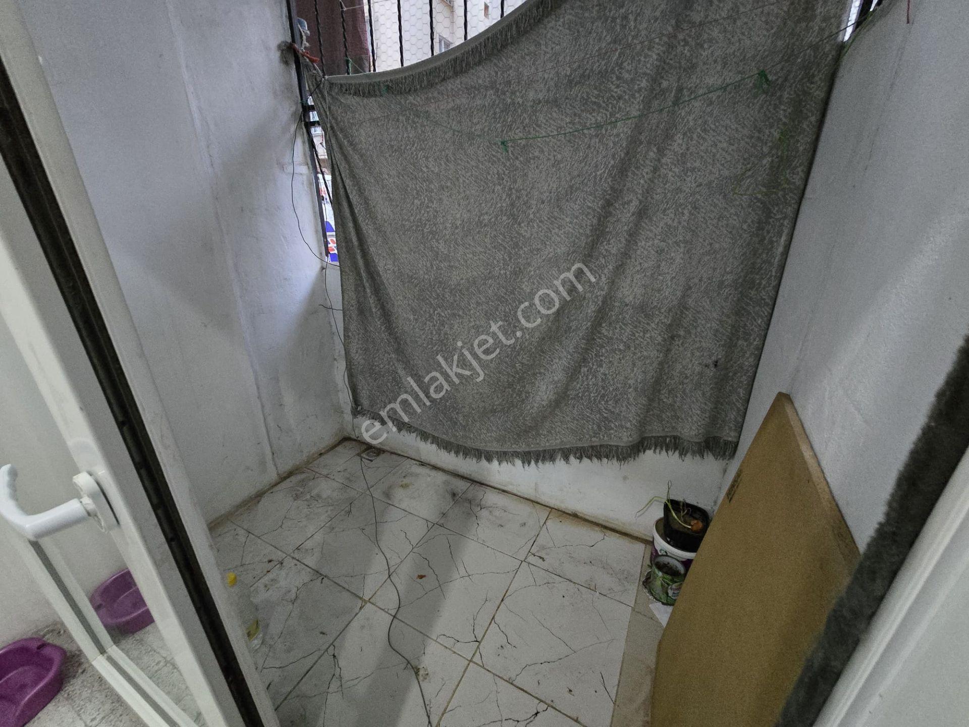Balçova Eğitim Mahallesinde Ana Cadde Üzeri Satlık 1+1 Dükkan - Görsel 9
