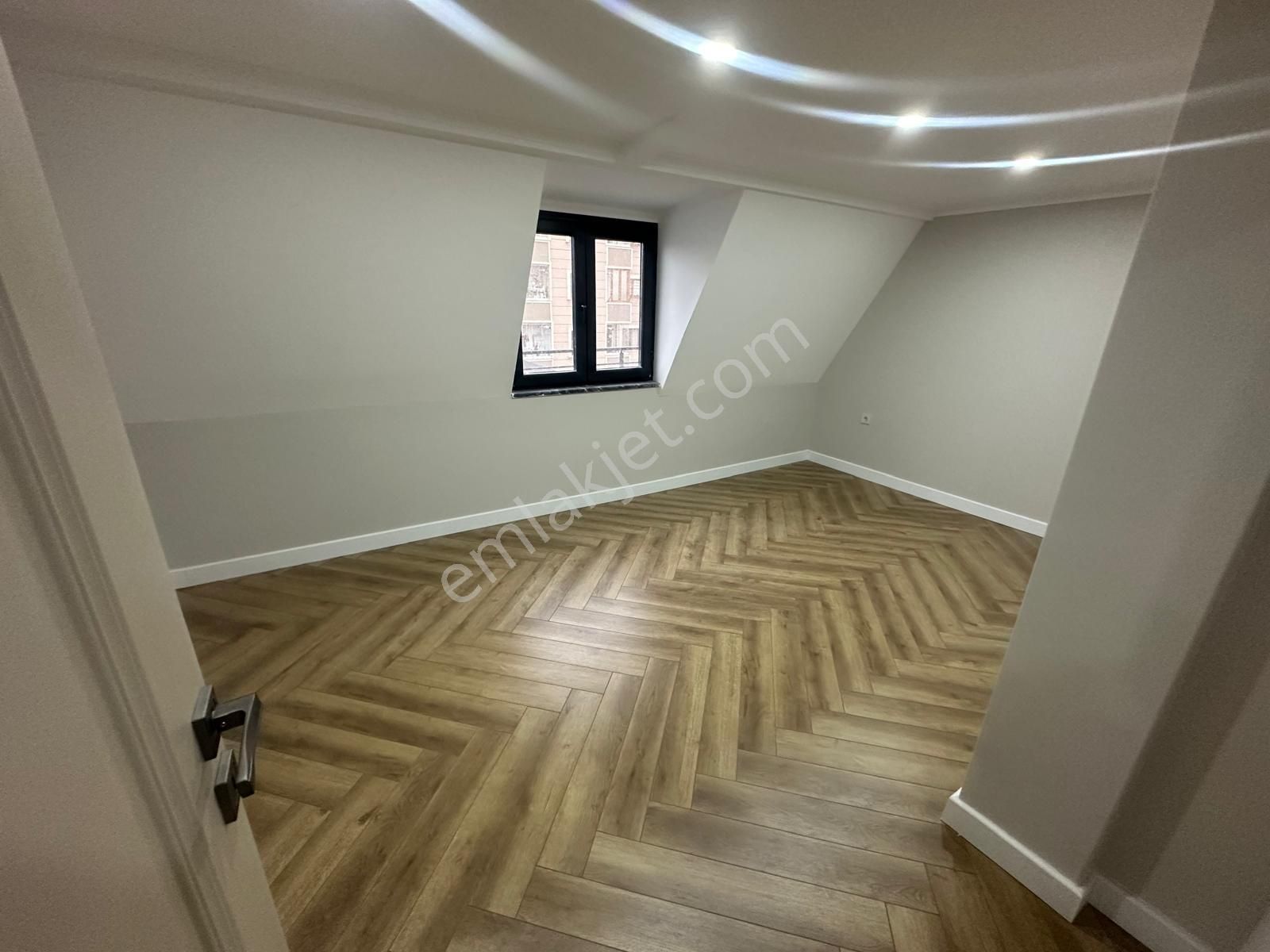 Ümraniye Namık Kemal 4+1 185 M2 Kaliteli İşçilik Satılık Dubleks - Görsel 22