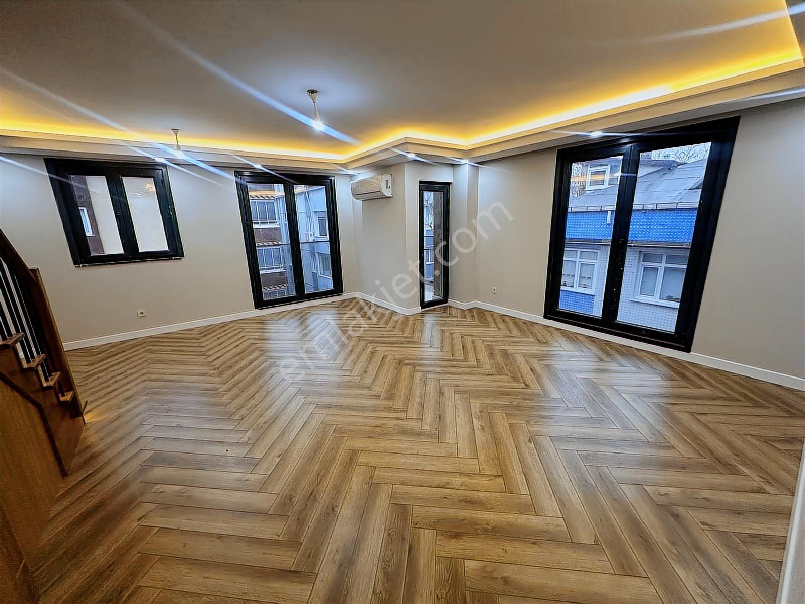 Ümraniye Namık Kemal 4+1 185 M2 Kaliteli İşçilik Satılık Dubleks - Görsel 7