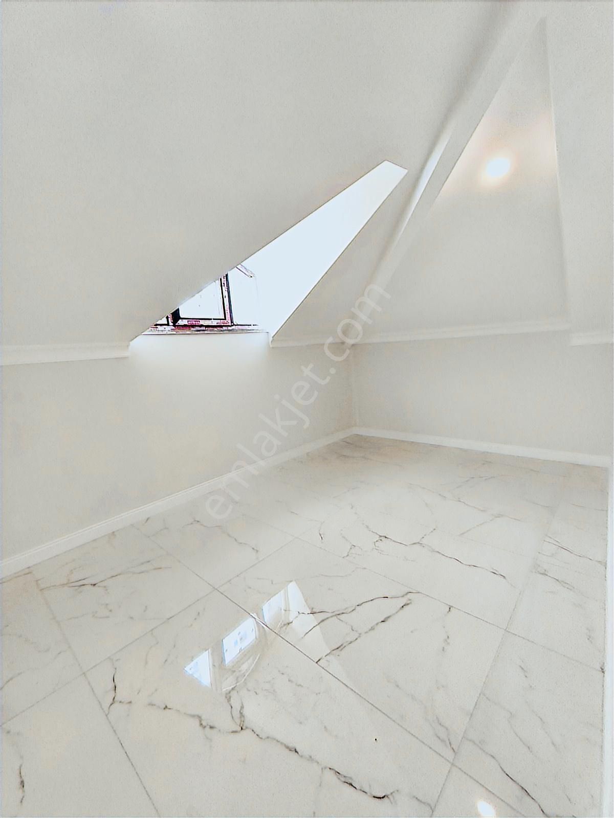 Tramvaya Yakın Sıfır Binada 4+2 Odalı Dubleks Satılık Daire - Görsel 16