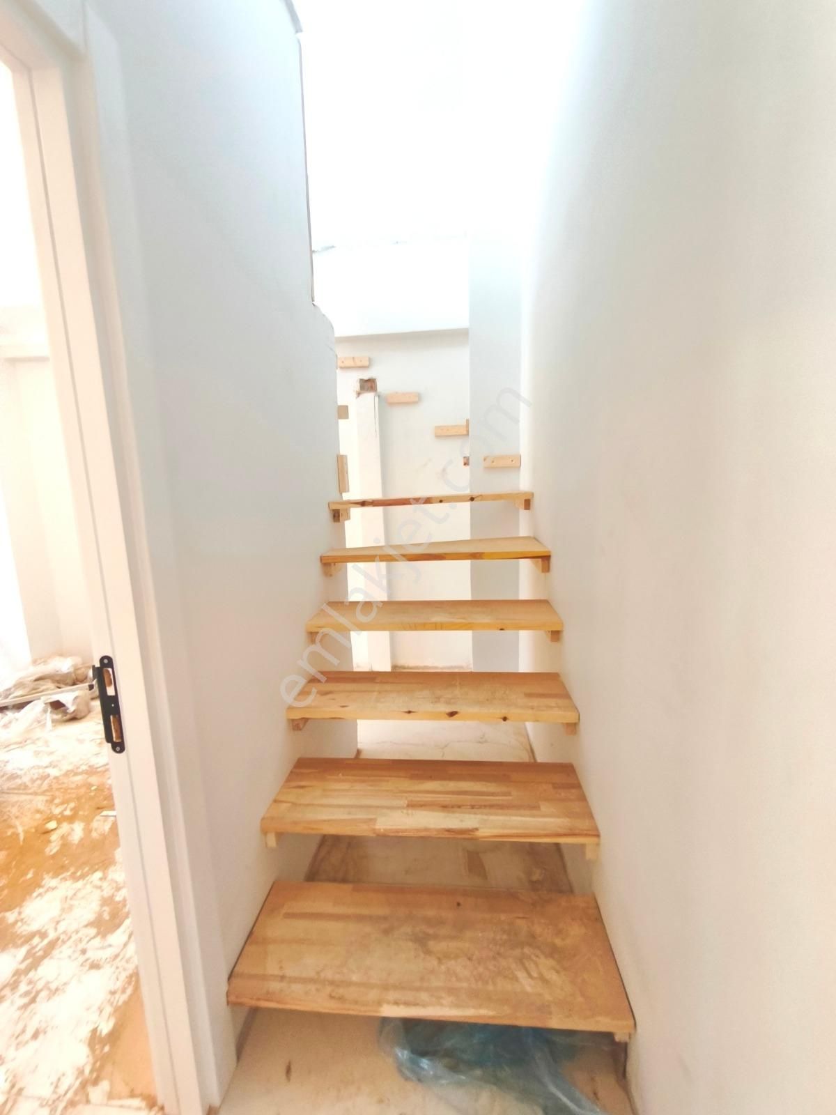 Tramvaya Yakın Sıfır Binada 4+2 Odalı Dubleks Satılık Daire - Görsel 14