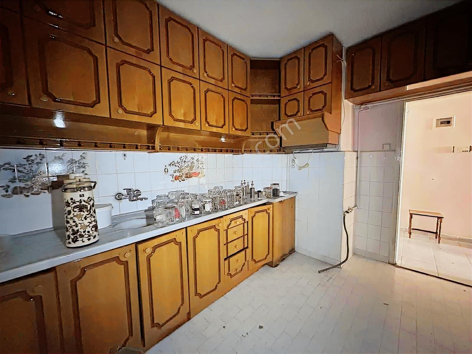 Bedir Mahallesinde Merkezi Konumda 3+1 Ara Kat Daire - Görsel 6