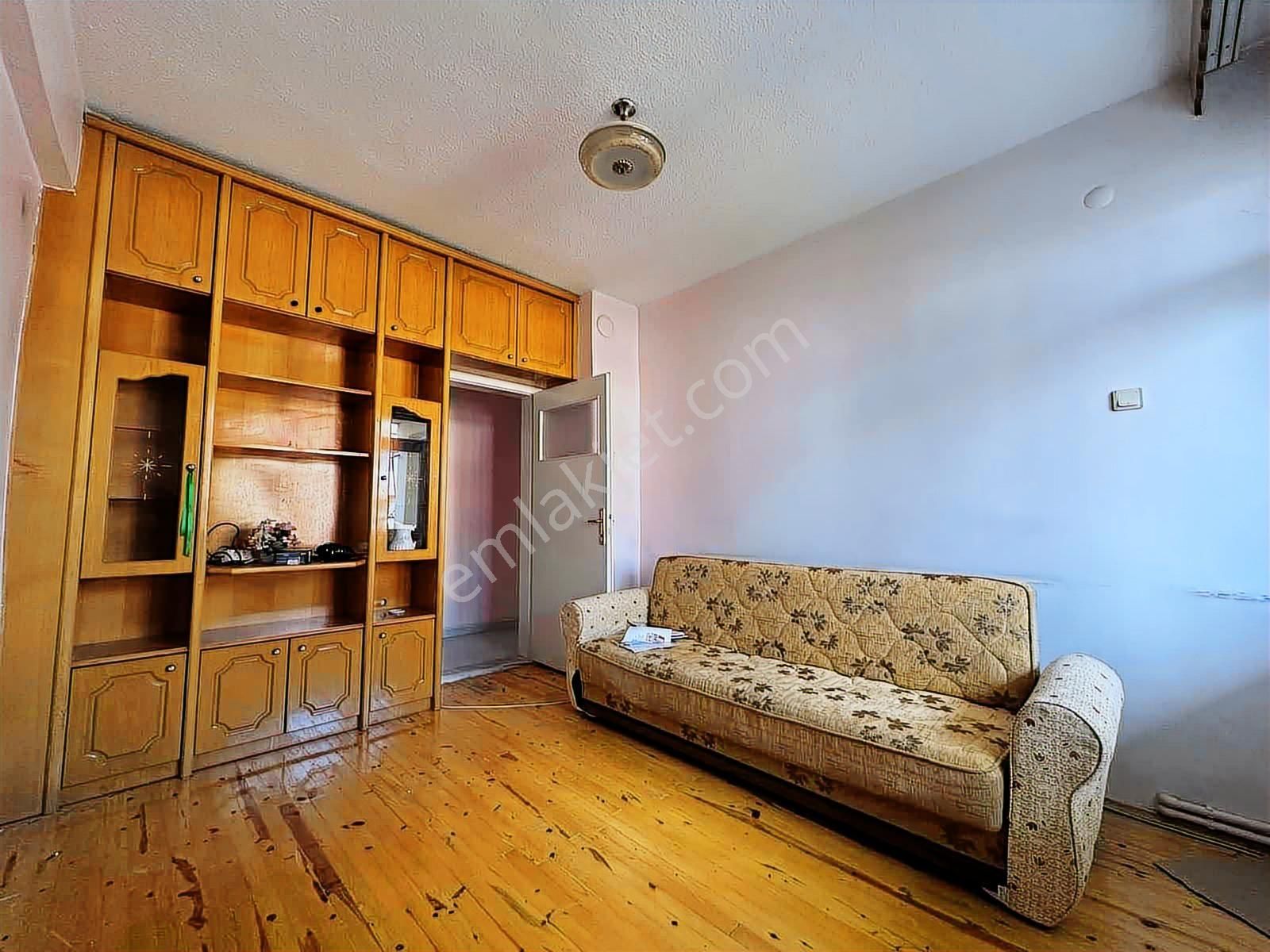 Bedir Mahallesinde Merkezi Konumda 3+1 Ara Kat Daire - Görsel 4