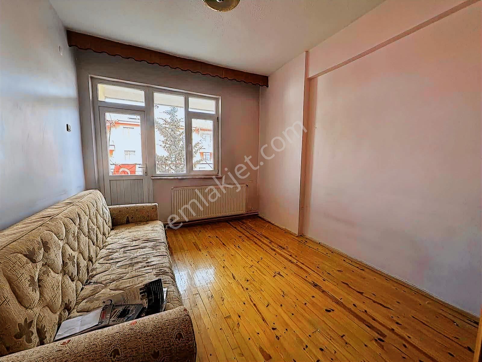 Bedir Mahallesinde Merkezi Konumda 3+1 Ara Kat Daire - Görsel 16