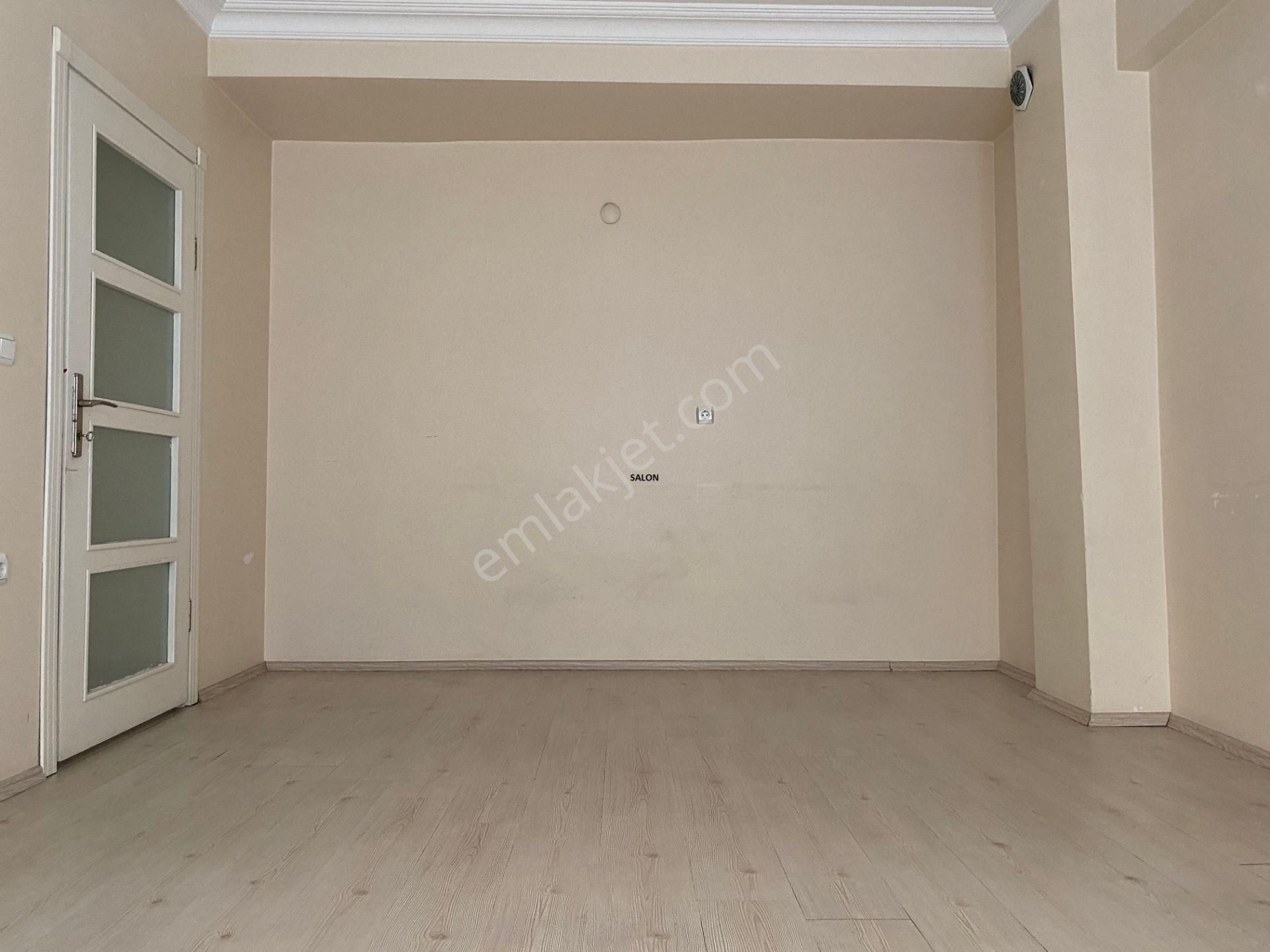 Avrupa Emlak Tan Esenler Tuna Mh 70m² 1+1 1.normal Kat,13 Yıllık,bahçeye Cephe(sabit Gelirliyek) - Görsel 2