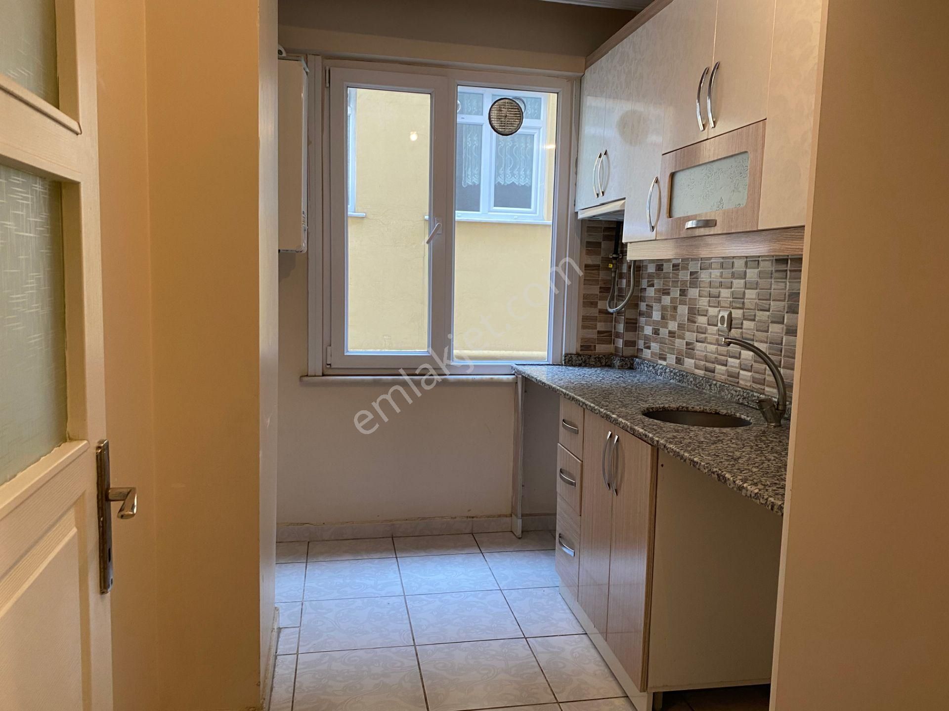 Avrupa Emlak Tan Esenler Tuna Mh 70m² 1+1 1.normal Kat,13 Yıllık,bahçeye Cephe(sabit Gelirliyek) - Görsel 3