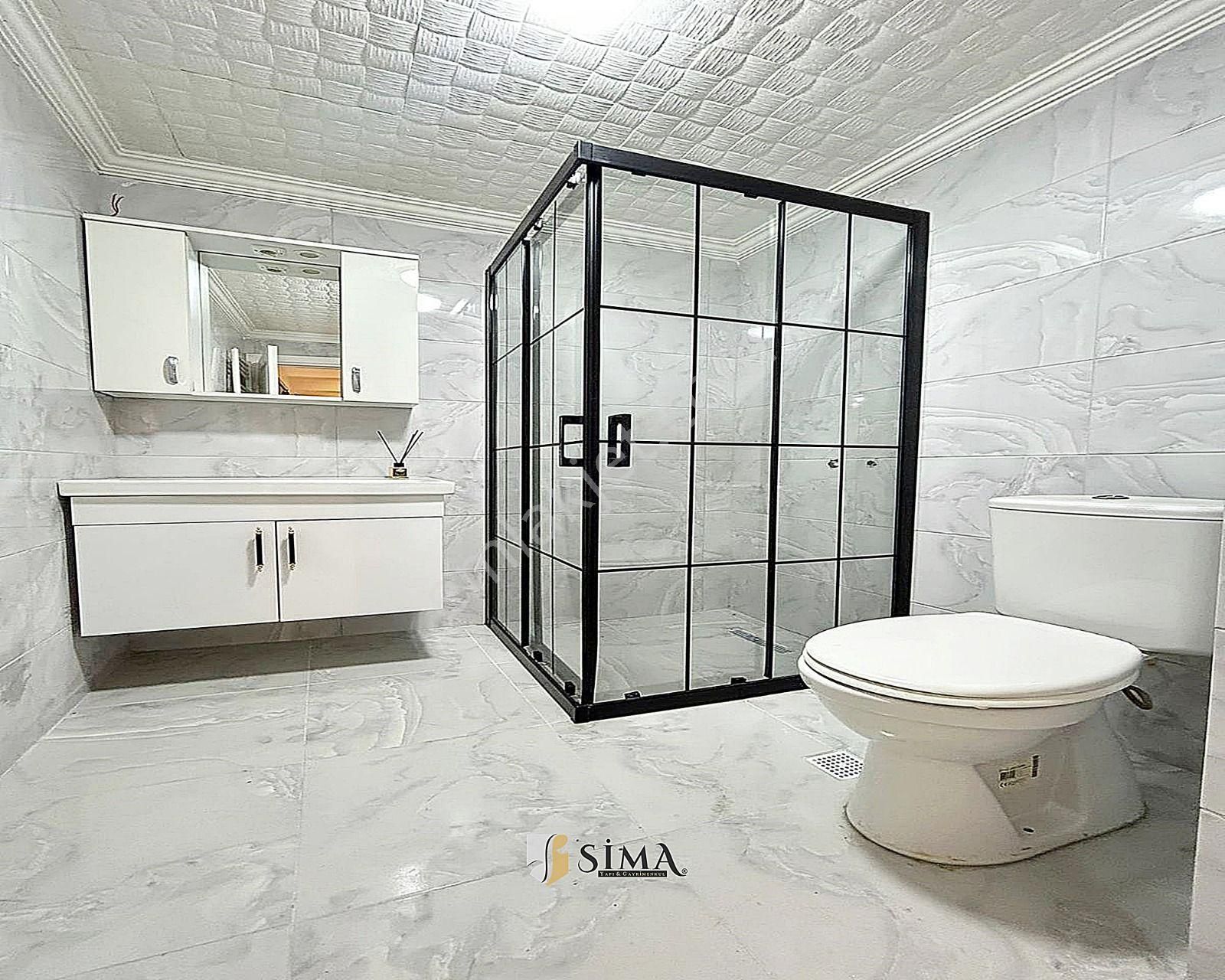 Metrobüse Yürüme Mesafesinde Giriş Kat Seviyesinde Geniş M2 Dekorlu 2+1 Daire - Görsel 16