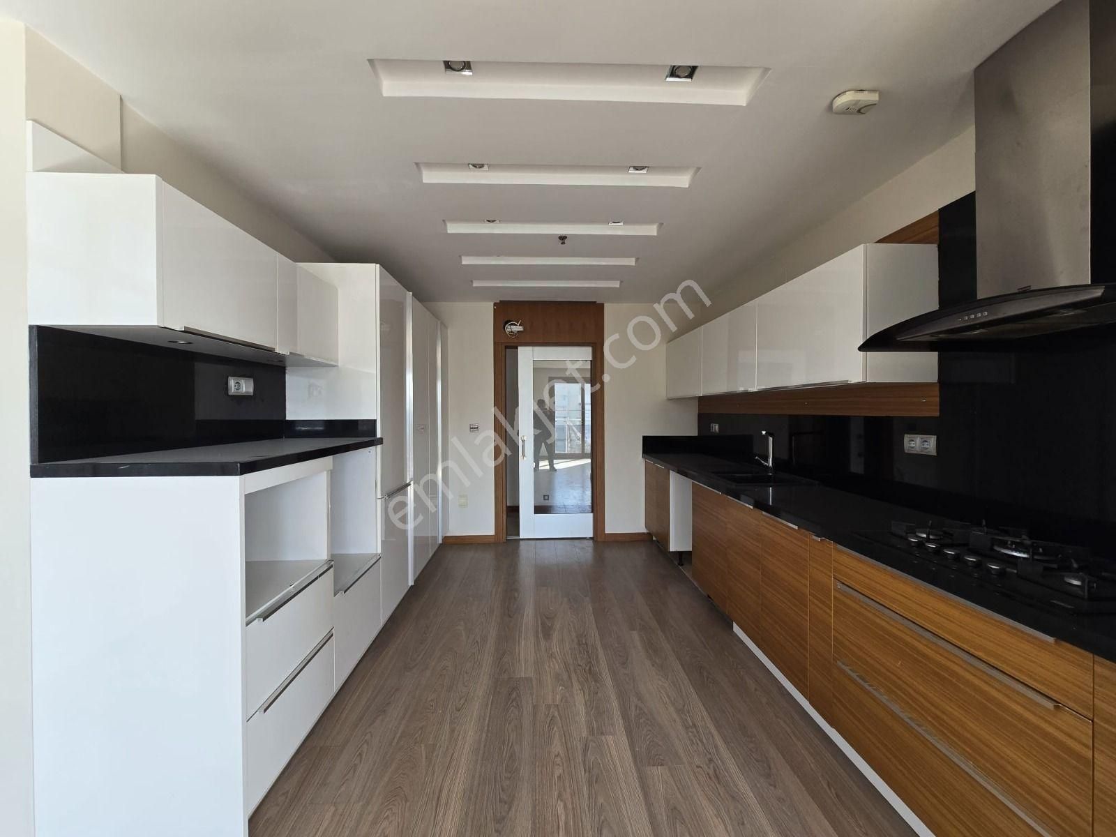 Başkent Okulları Civ.sosyal Aktiviteli Prestijli Site'de Akıllı Ev Sistemli Kaçmaz Lüks Fırsat - Görsel 2