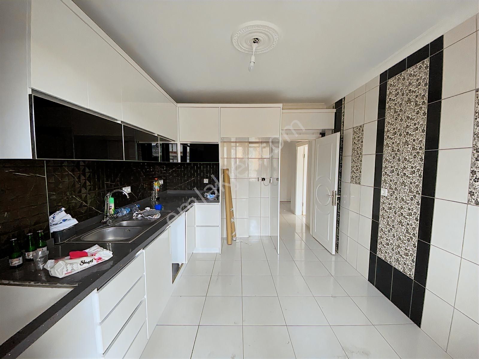 Yalova Altınovada Geniş Ve Kullanışlı 3+1 Arakat Kiralık Daire - Görsel 9