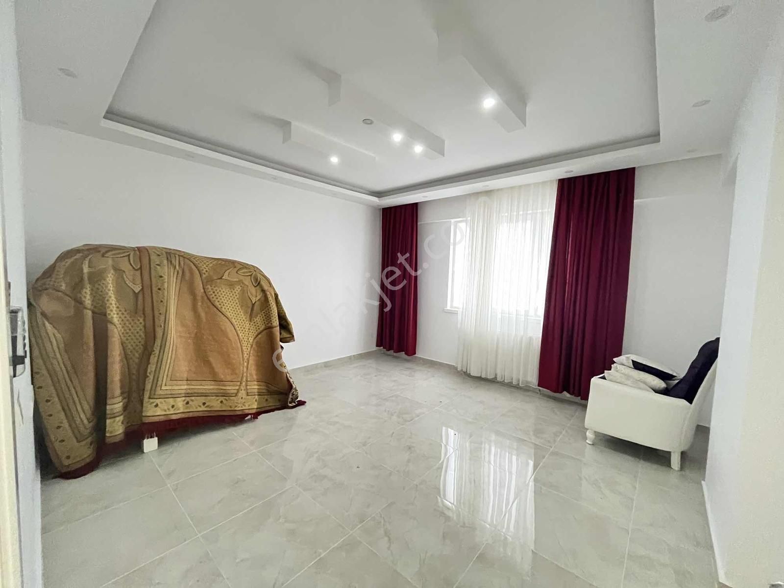 Avantaj'dan Kıbrısköy'de Cadde Üzeri Ultra Geniş Full Yapılı 3+1 - Görsel 30