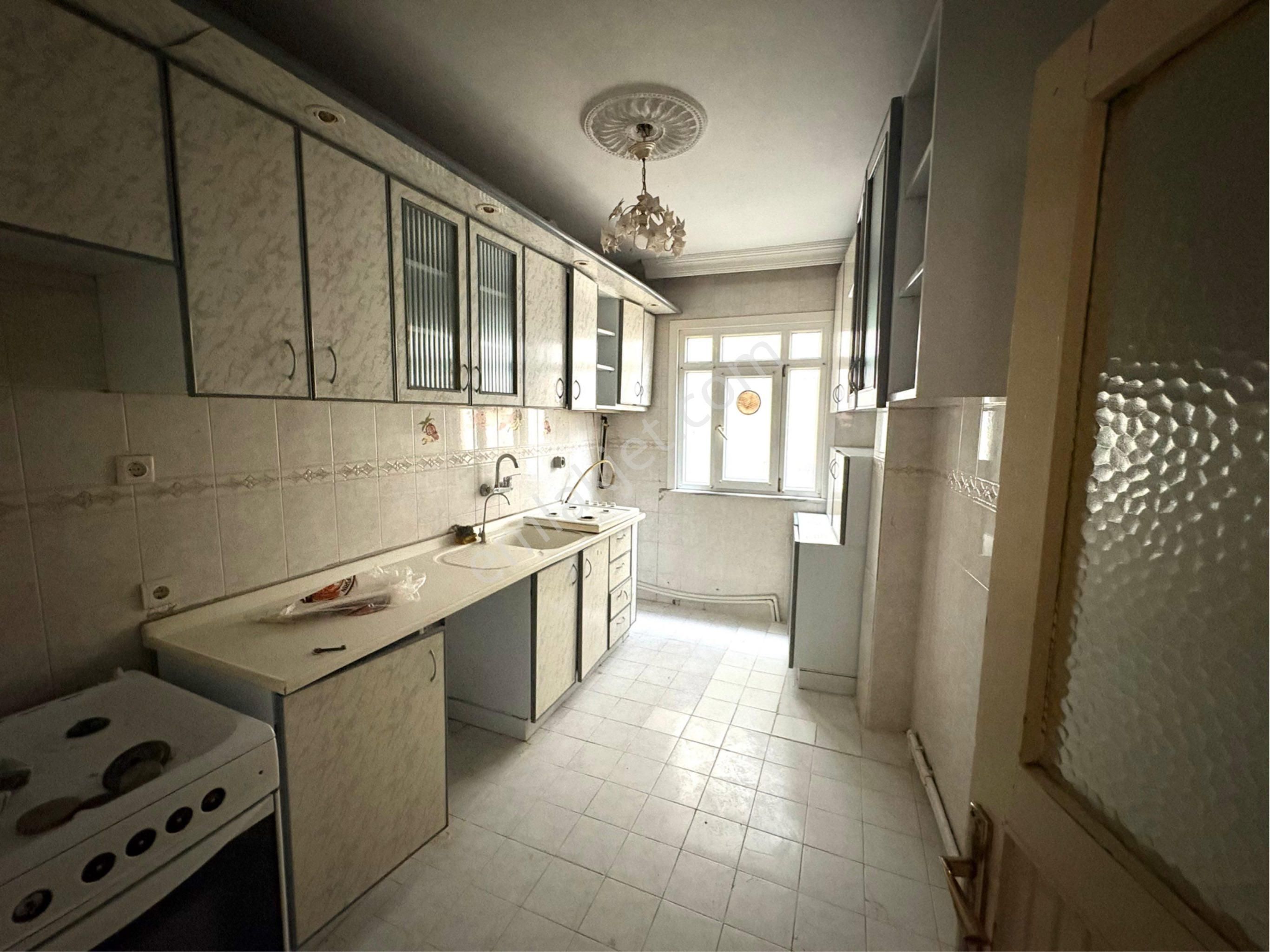 Kiralık Emsalsiz 3+1 3.kat - Görsel 13