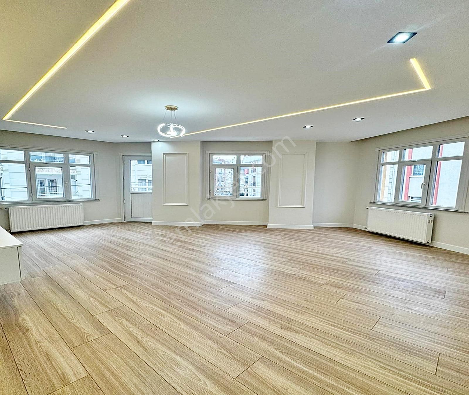 Kıraç Hürriyet Mah. 2+1 Kat.1 Çift Balkonlu Daire 3.310.000tl - Görsel 28