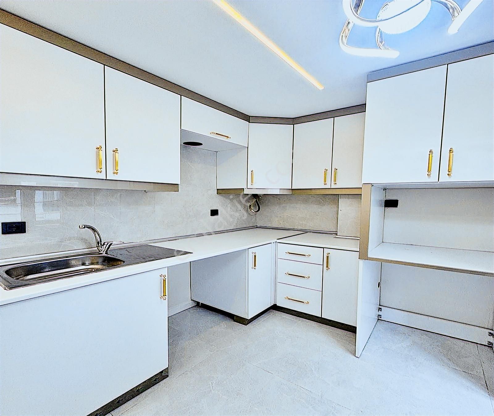 Kıraç Hürriyet Mah. 2+1 Kat.1 Çift Balkonlu Daire 3.310.000tl - Görsel 6