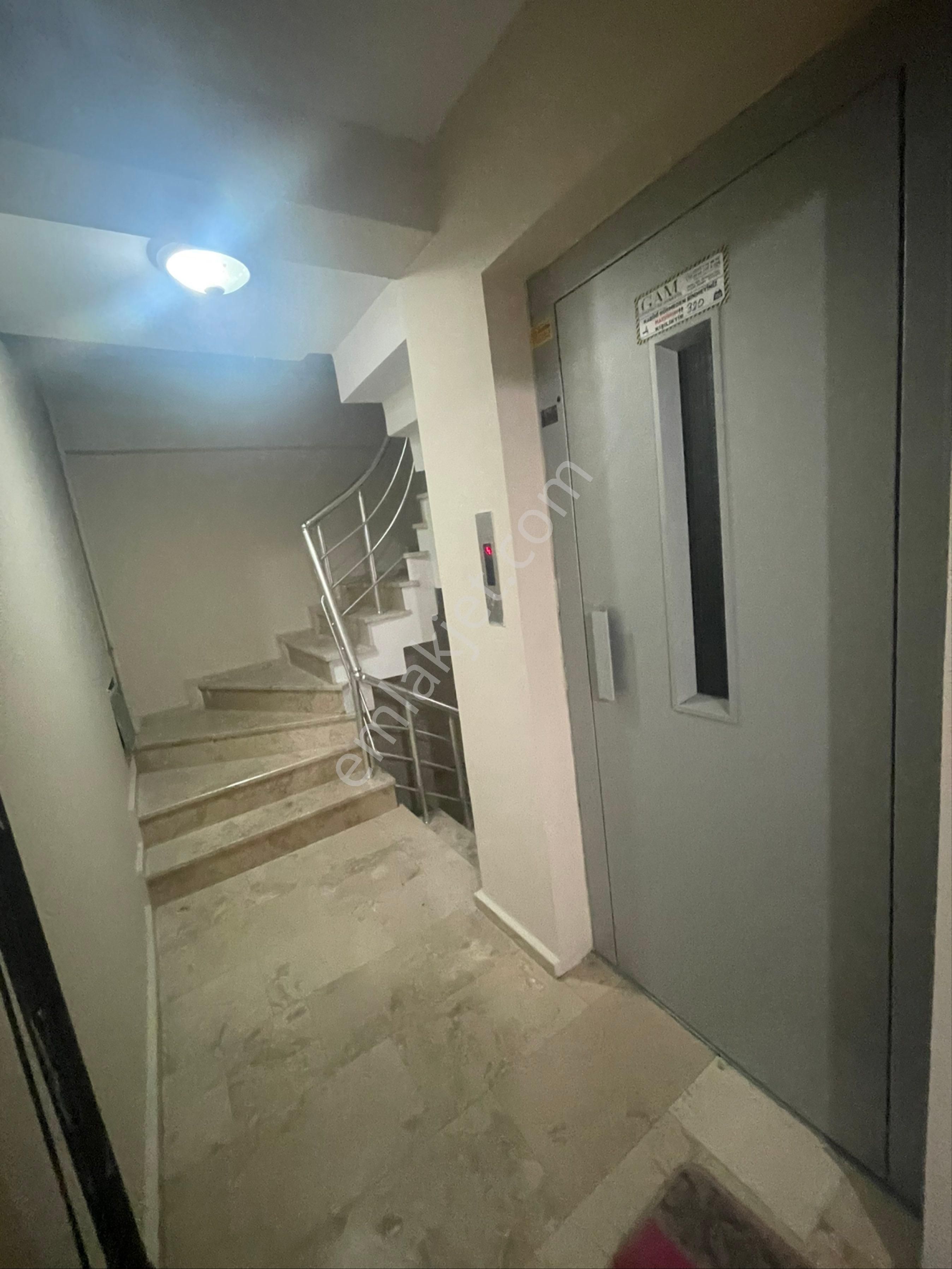 Çağlayan Merkezde Adliyeye 5 Dakika Mesafede Kiralık 4. Kat Asansör Lü Daire - Görsel 2