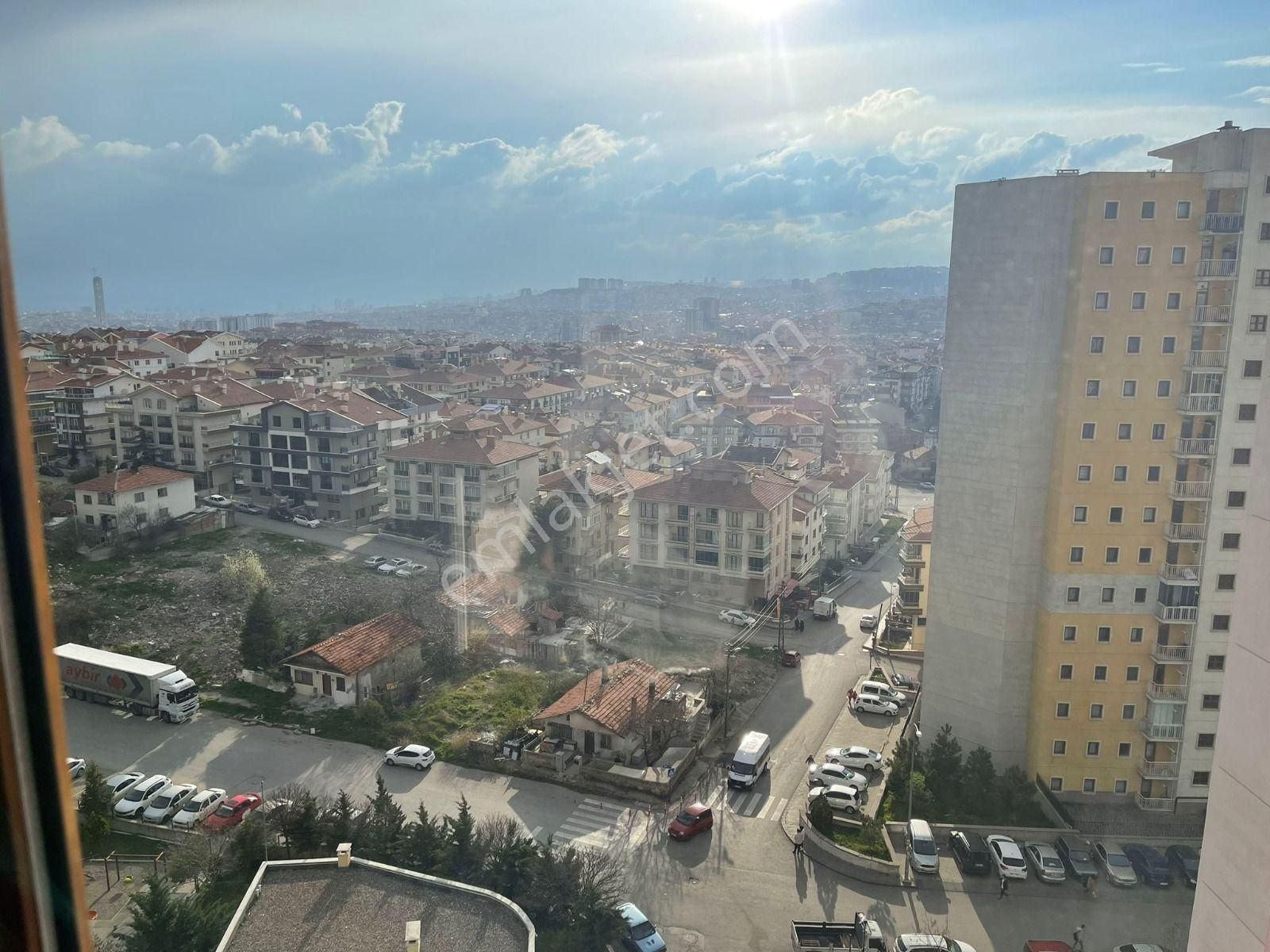 Bilgen Vatan'dan Yeşiltepe Cadde'de Emsalsiz Manzaralı Megalüks Yapılı 4+1 Site Dairesi - Görsel 2