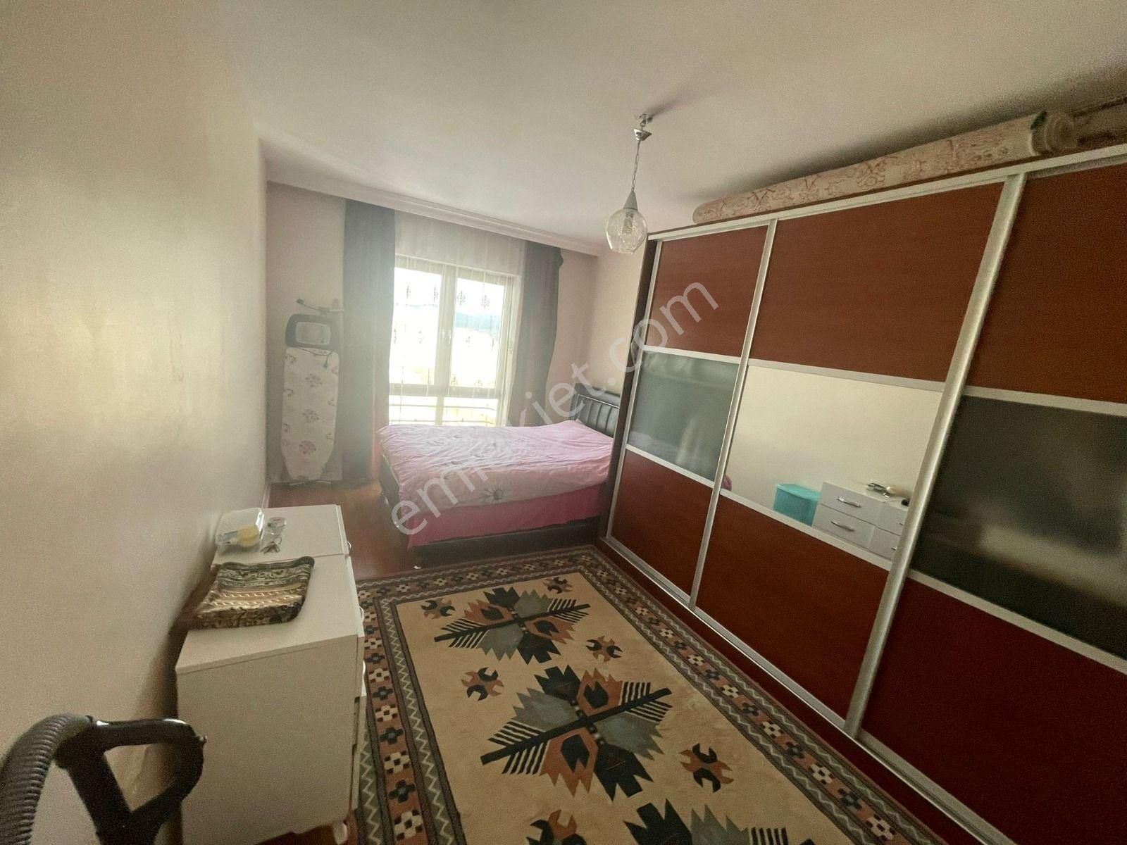 Bilgen Vatan'dan Yeşiltepe Cadde'de Emsalsiz Manzaralı Megalüks Yapılı 4+1 Site Dairesi - Görsel 23