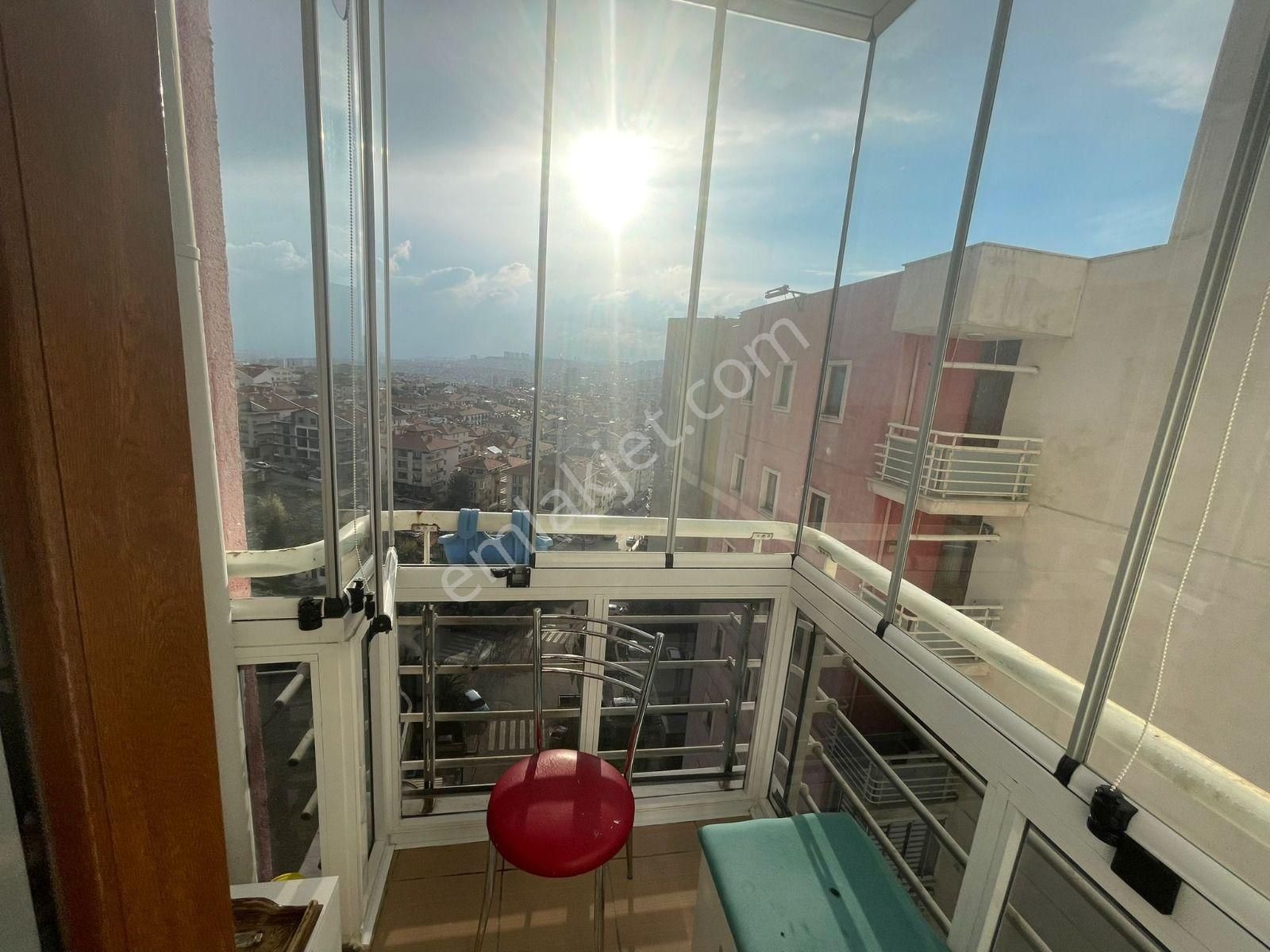 Bilgen Vatan'dan Yeşiltepe Cadde'de Emsalsiz Manzaralı Megalüks Yapılı 4+1 Site Dairesi - Görsel 5