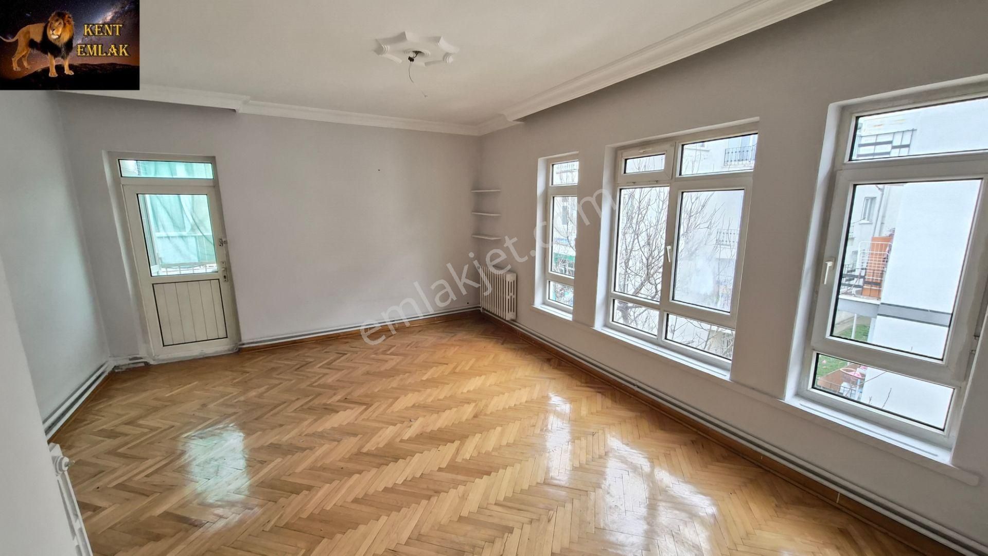 Kent Emlaktan Abidinpaşada 3. Katta 3+1 Full Yapılı Kiralık Daire