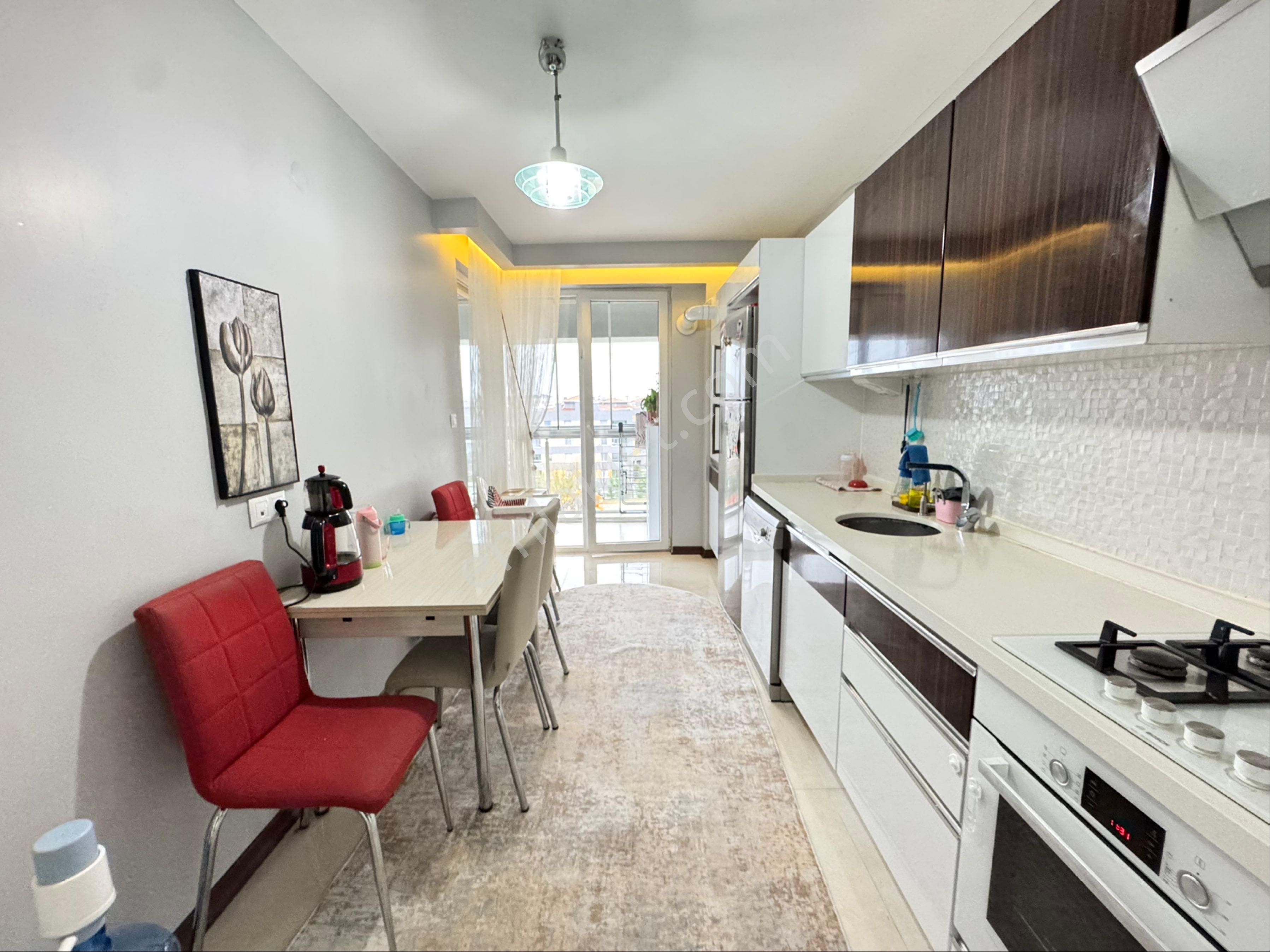 Pera'dan Vadişehir Mah. Yaşam Park2 Sitesinde 3+1 Satılık Daire - Görsel 16