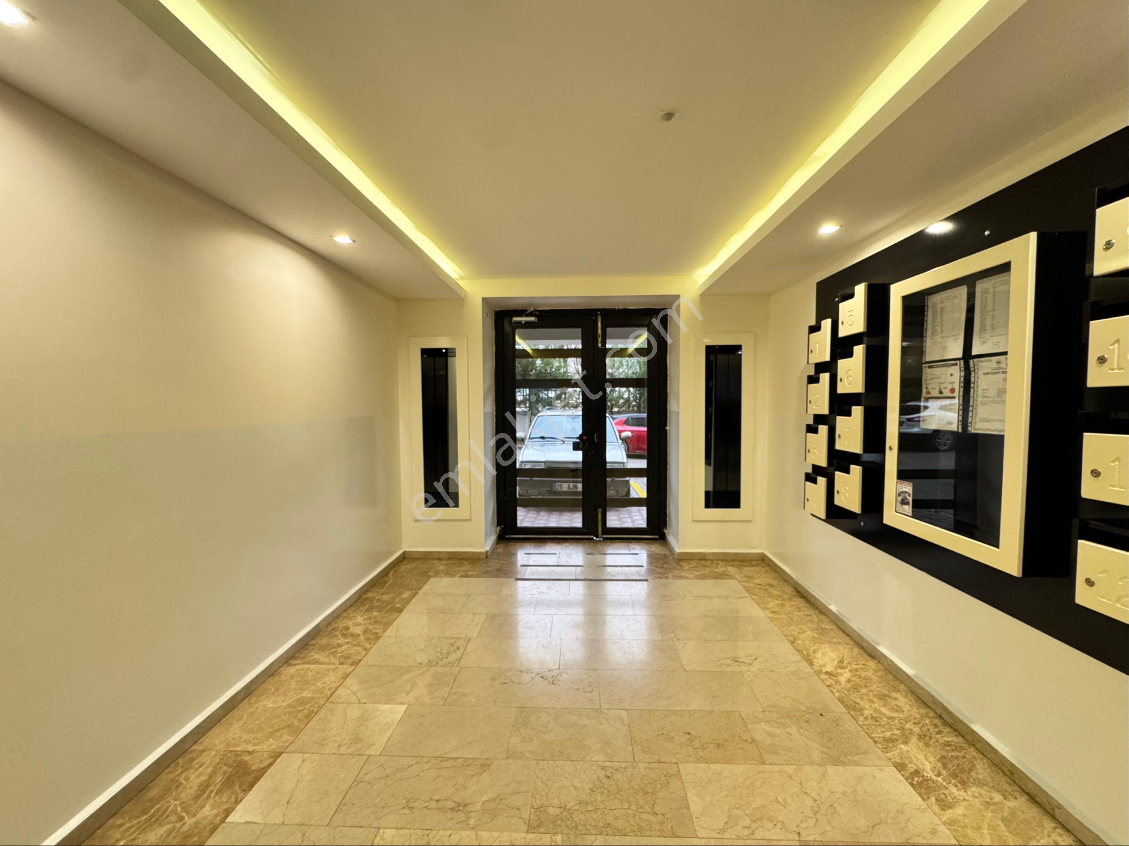 Pera'dan Vadişehir Mah. Yaşam Park2 Sitesinde 3+1 Satılık Daire - Görsel 8