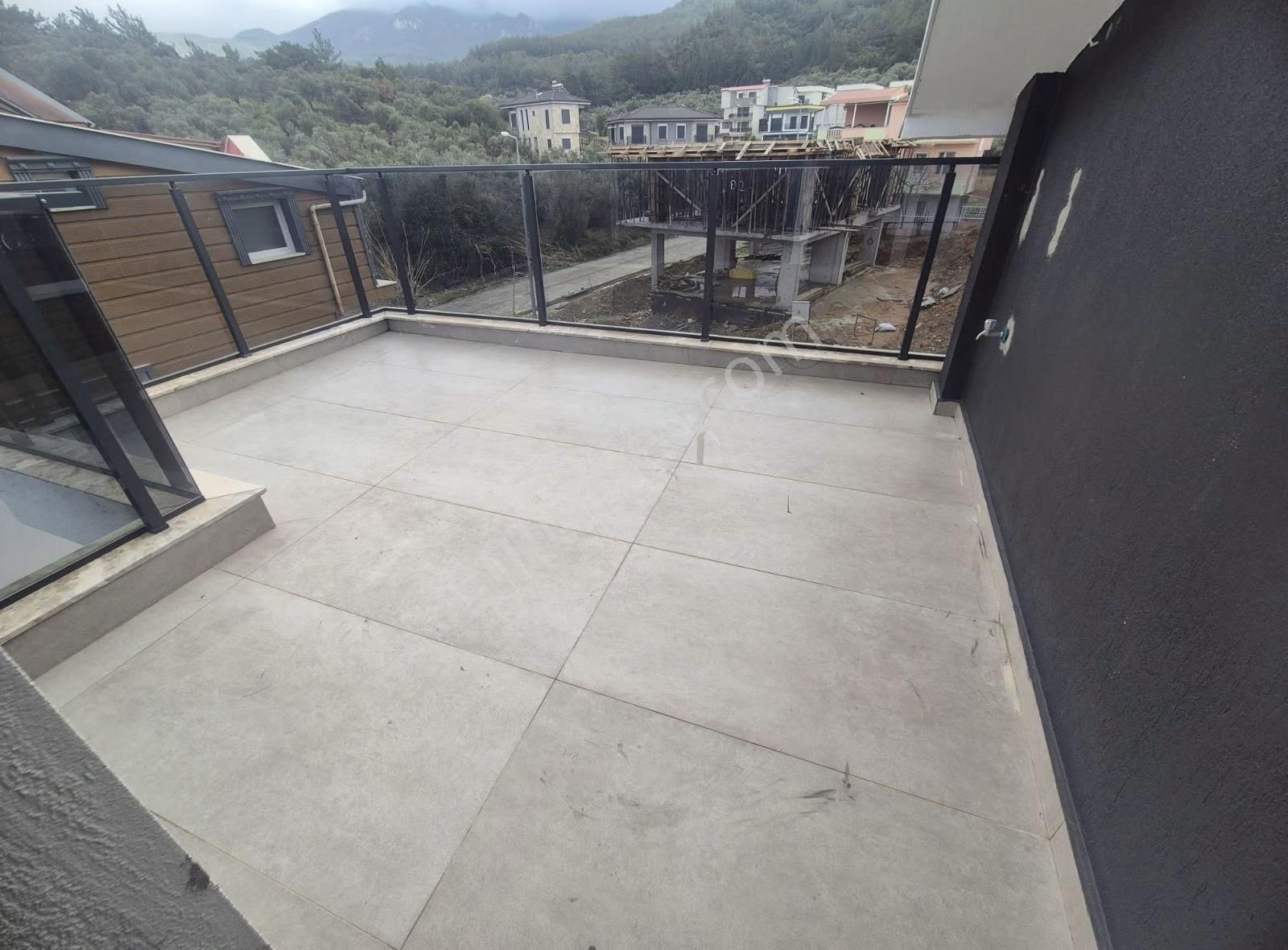 Davutlar Merkezde 4+1 Villa - Görsel 2