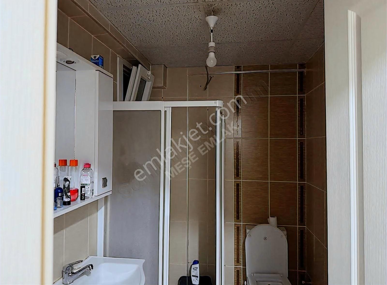 Cüneytbey Mahallesinde Satılık 2+1 Meşe Emlak'tan - Görsel 2