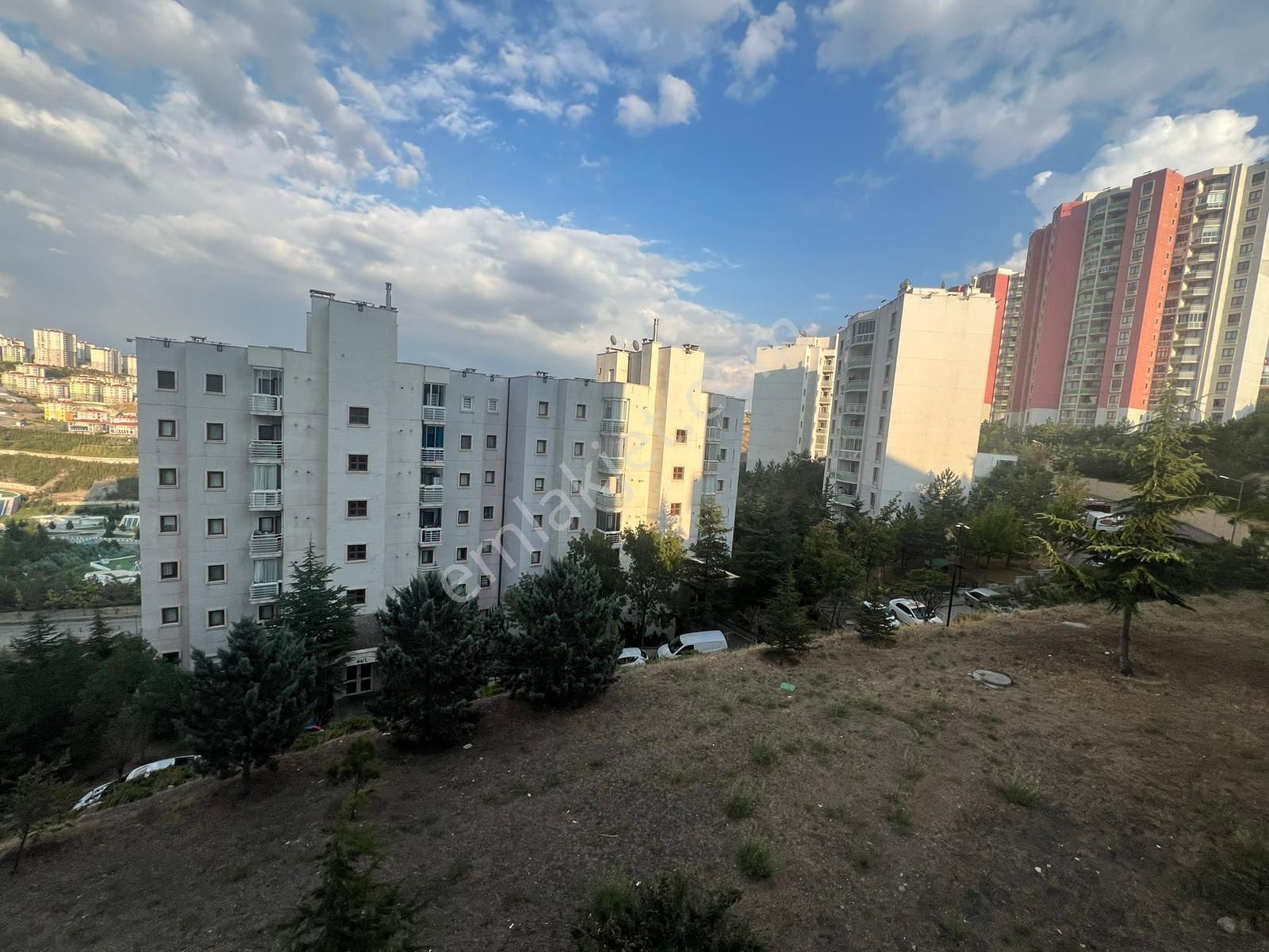 Bilgen Vatan'dan Yeşiltepe'de Ana Cadde Üzeri 3+1 3. Kat Konumunda Manzaralı Satılık - Görsel 16