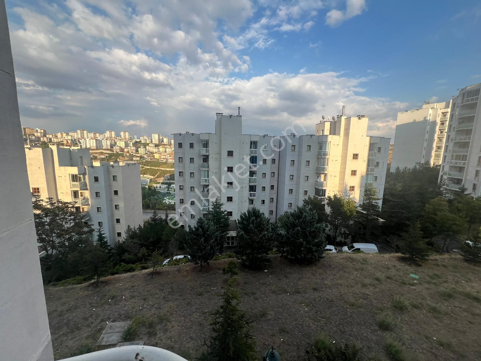 Bilgen Vatan'dan Yeşiltepe'de Ana Cadde Üzeri 3+1 3. Kat Konumunda Manzaralı Satılık - Görsel 15