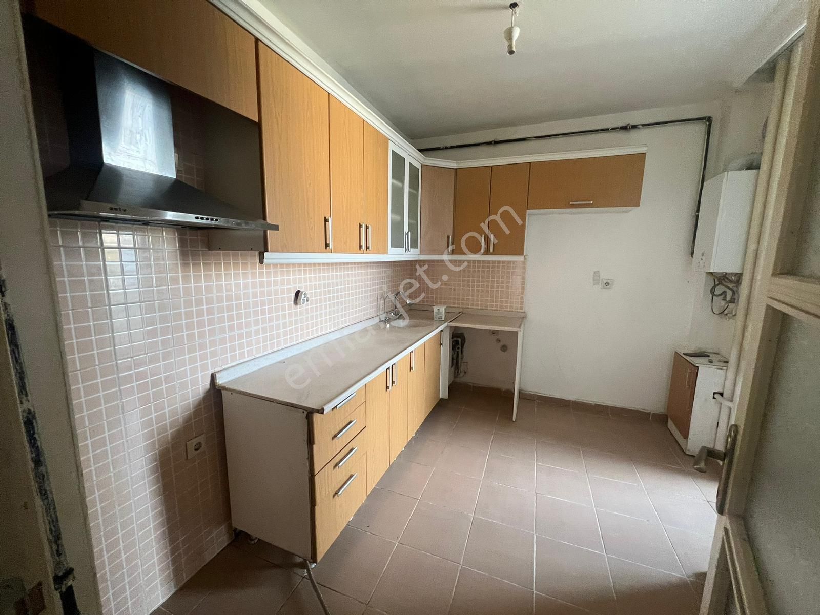 Bilgen Vatan'dan Yeşiltepe'de Ana Cadde Üzeri 3+1 3. Kat Konumunda Manzaralı Satılık - Görsel 26