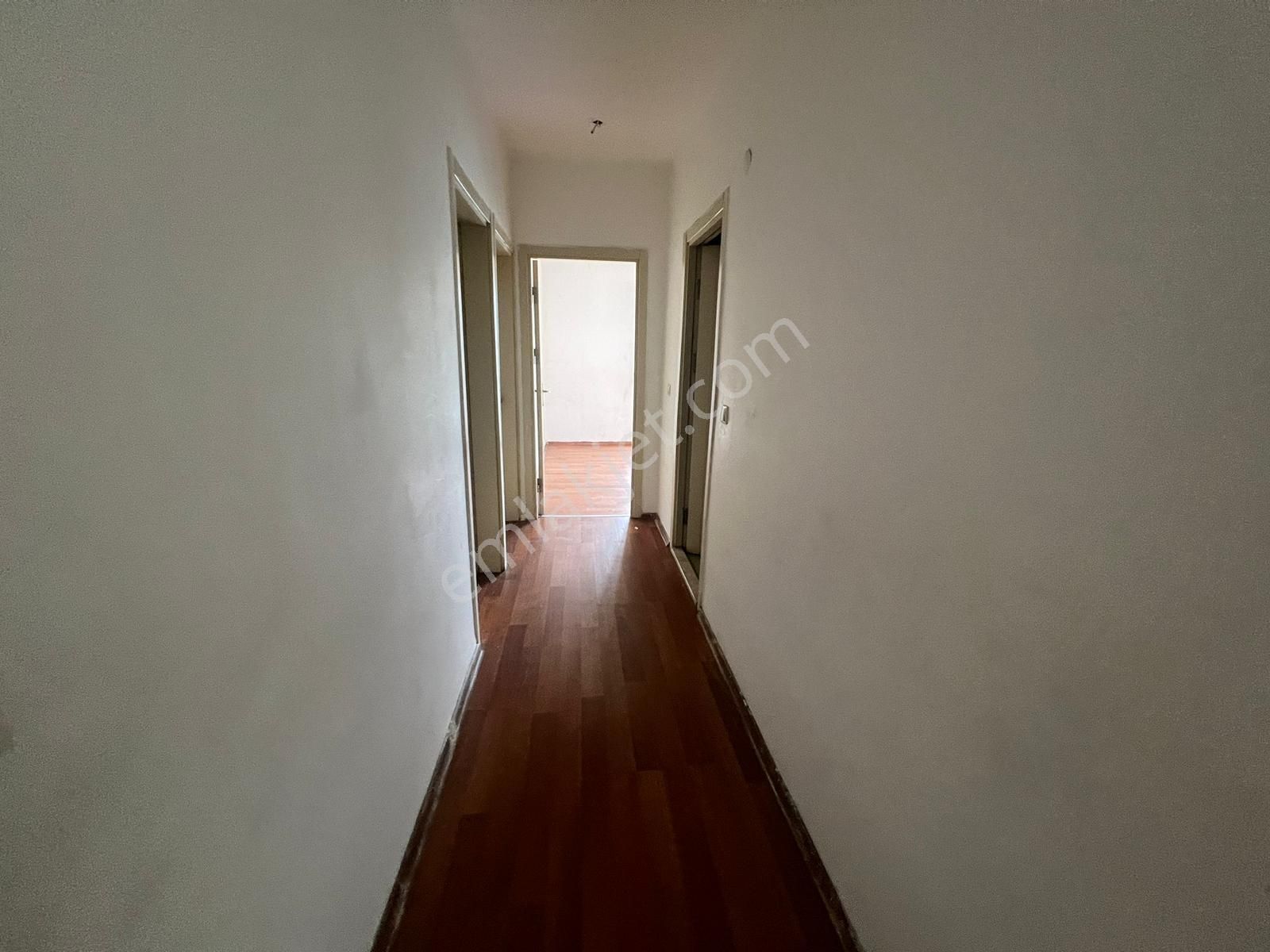 Bilgen Vatan'dan Yeşiltepe'de Ana Cadde Üzeri 3+1 3. Kat Konumunda Manzaralı Satılık - Görsel 23