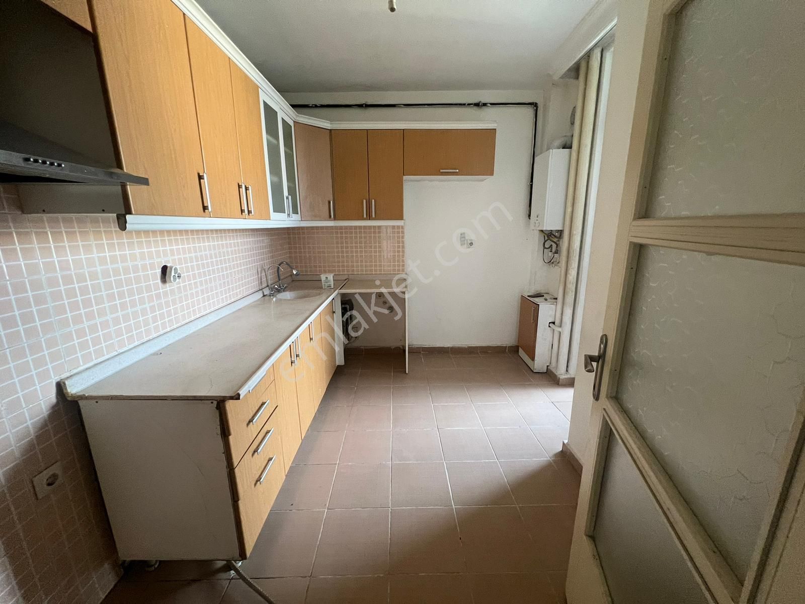 Bilgen Vatan'dan Yeşiltepe'de Ana Cadde Üzeri 3+1 3. Kat Konumunda Manzaralı Satılık - Görsel 21