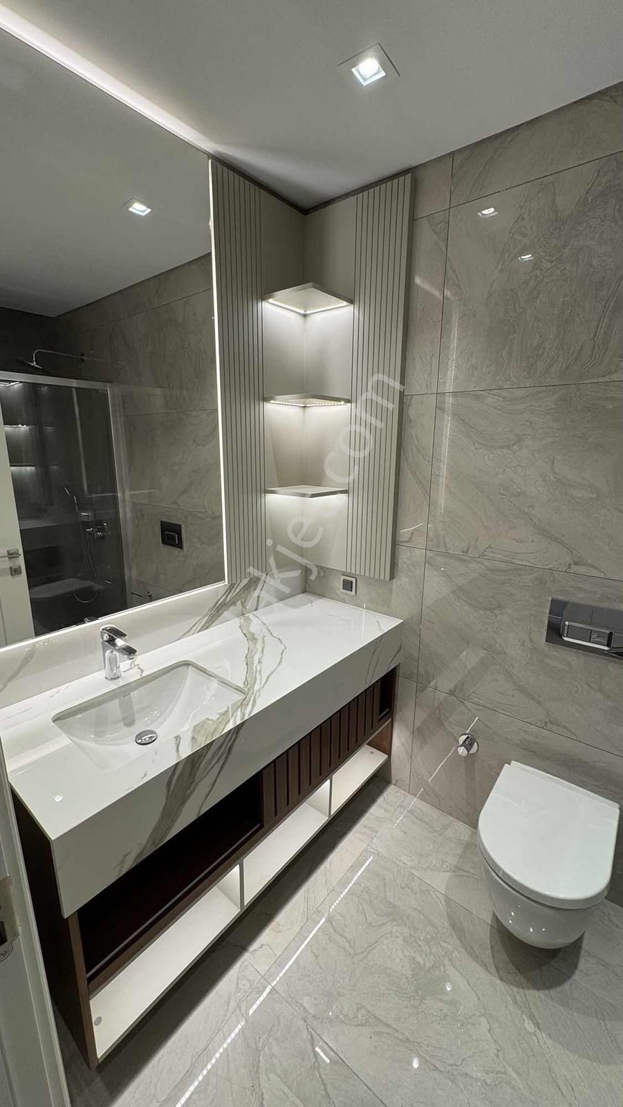 Akzirve Topkapı 29 Kiralık 4+1 Daire - Görsel 17