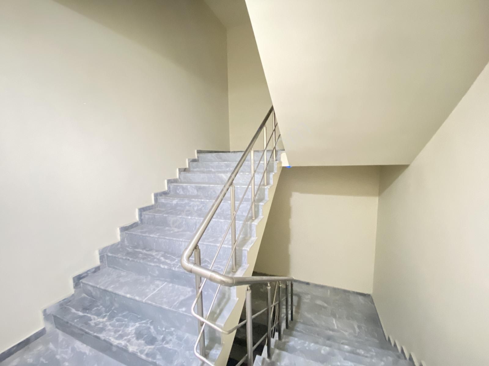 Cebeci Eski Edirne Asfaltı Mimoza Ofis Klimalı ( Remax Astyle ) - Görsel 3