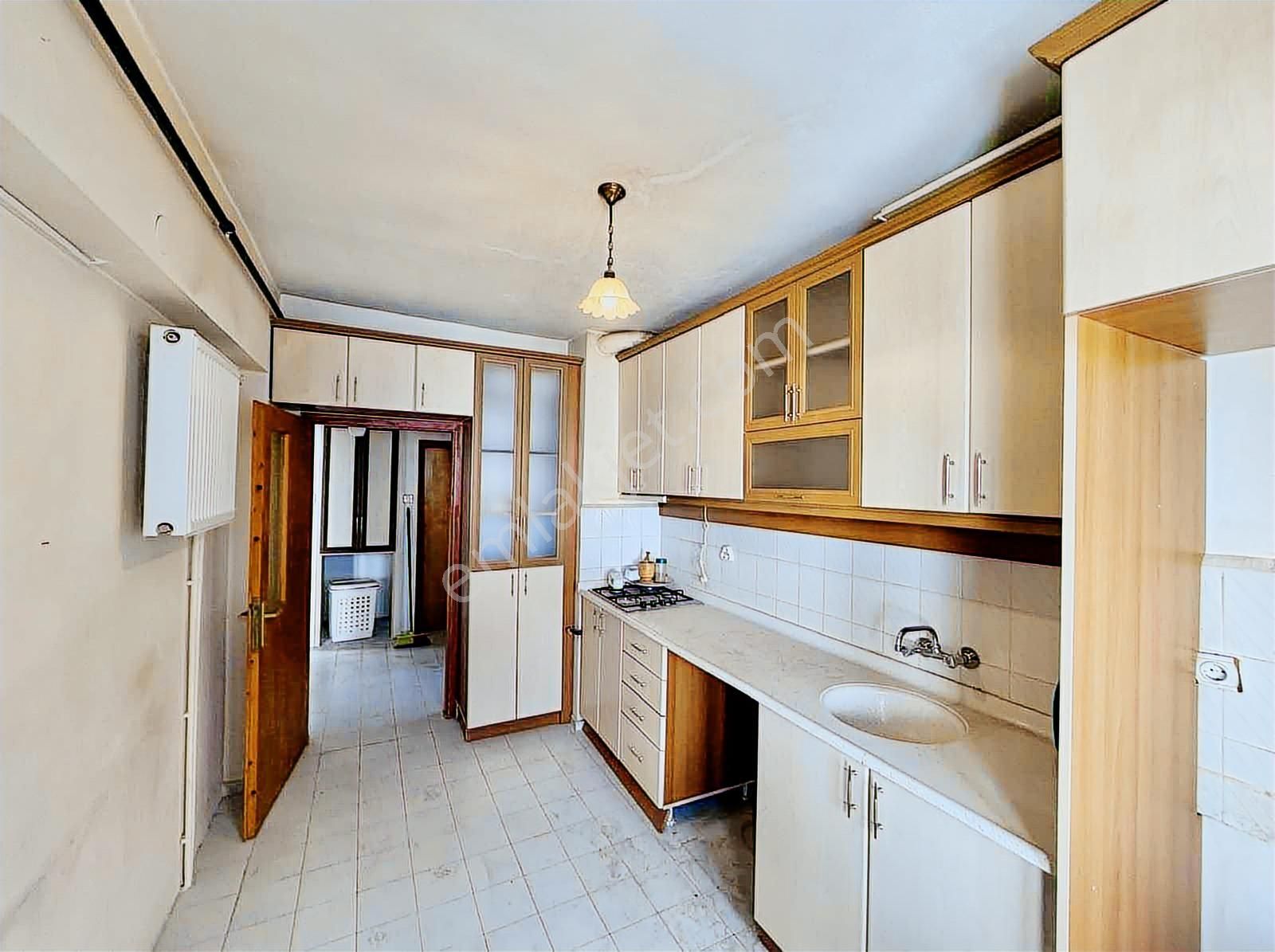 Tenor'dan Sinan Cd. Yanı Yıldız Köprü Yakını Katta 3+1 Güney Cp. - Görsel 6